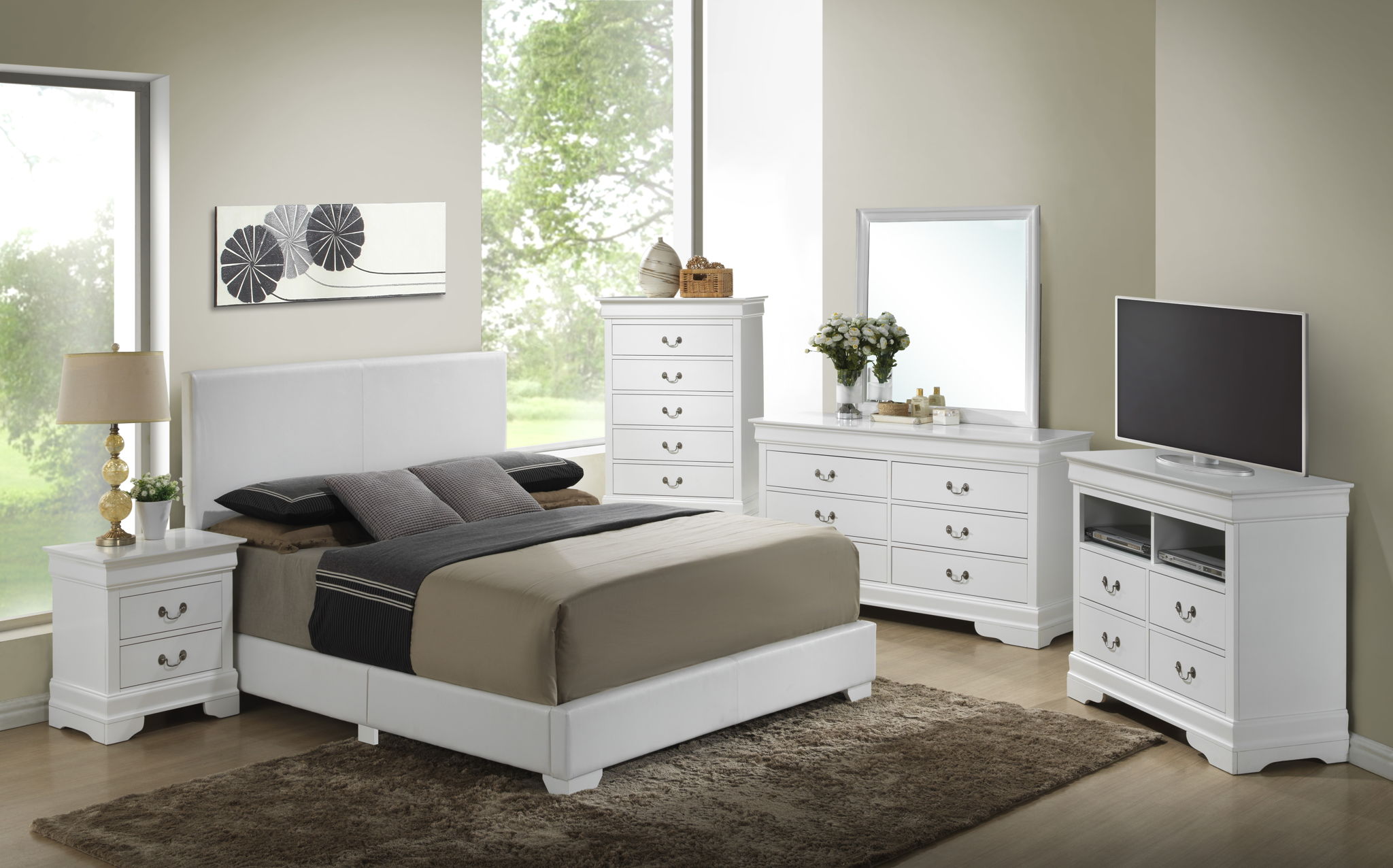 Elegant Platform Bed For Relaxed Spaces