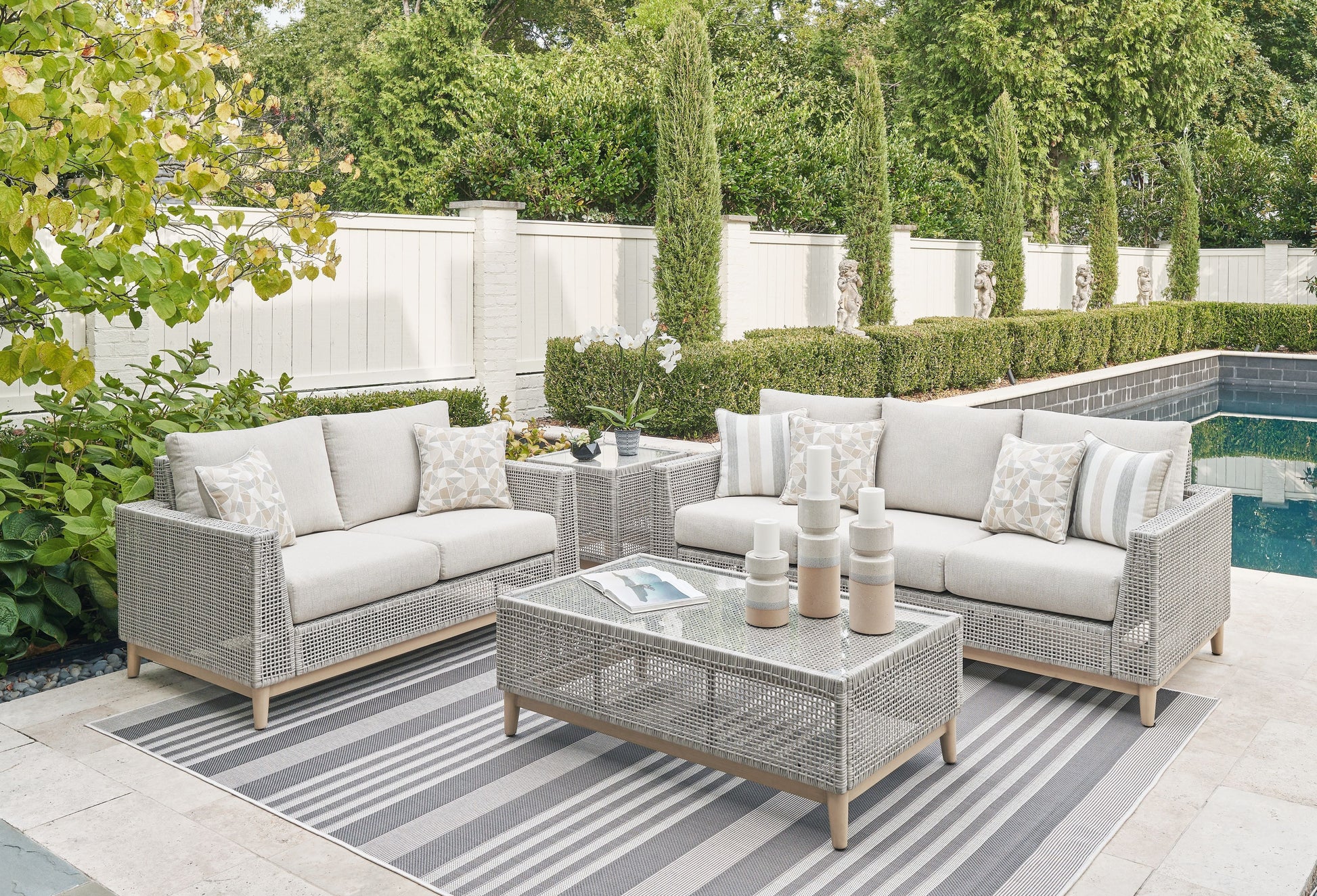 Signature Design by Ashley® Seton Creek - Gray - 4 Pc. - Lounge Set | Meri Furniture