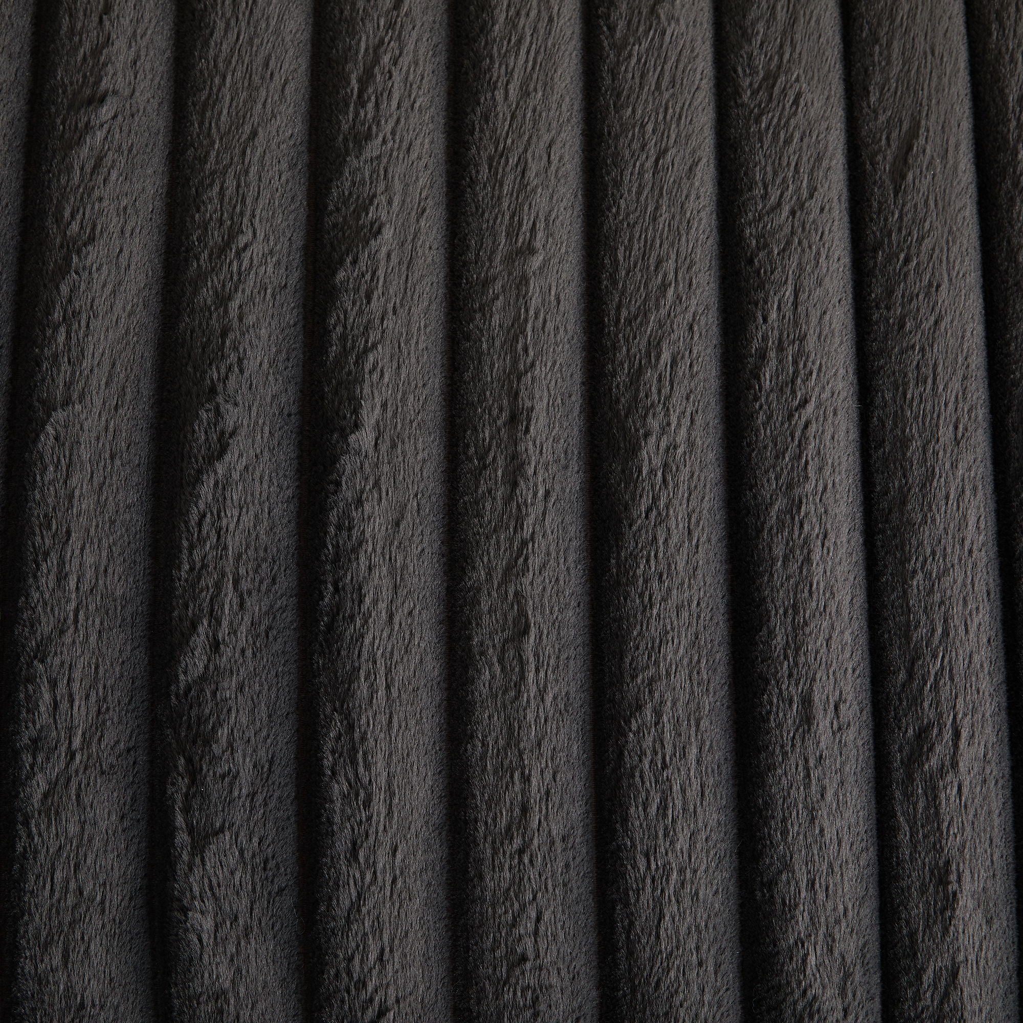 Flip Top Storage Bench With Metal Legs