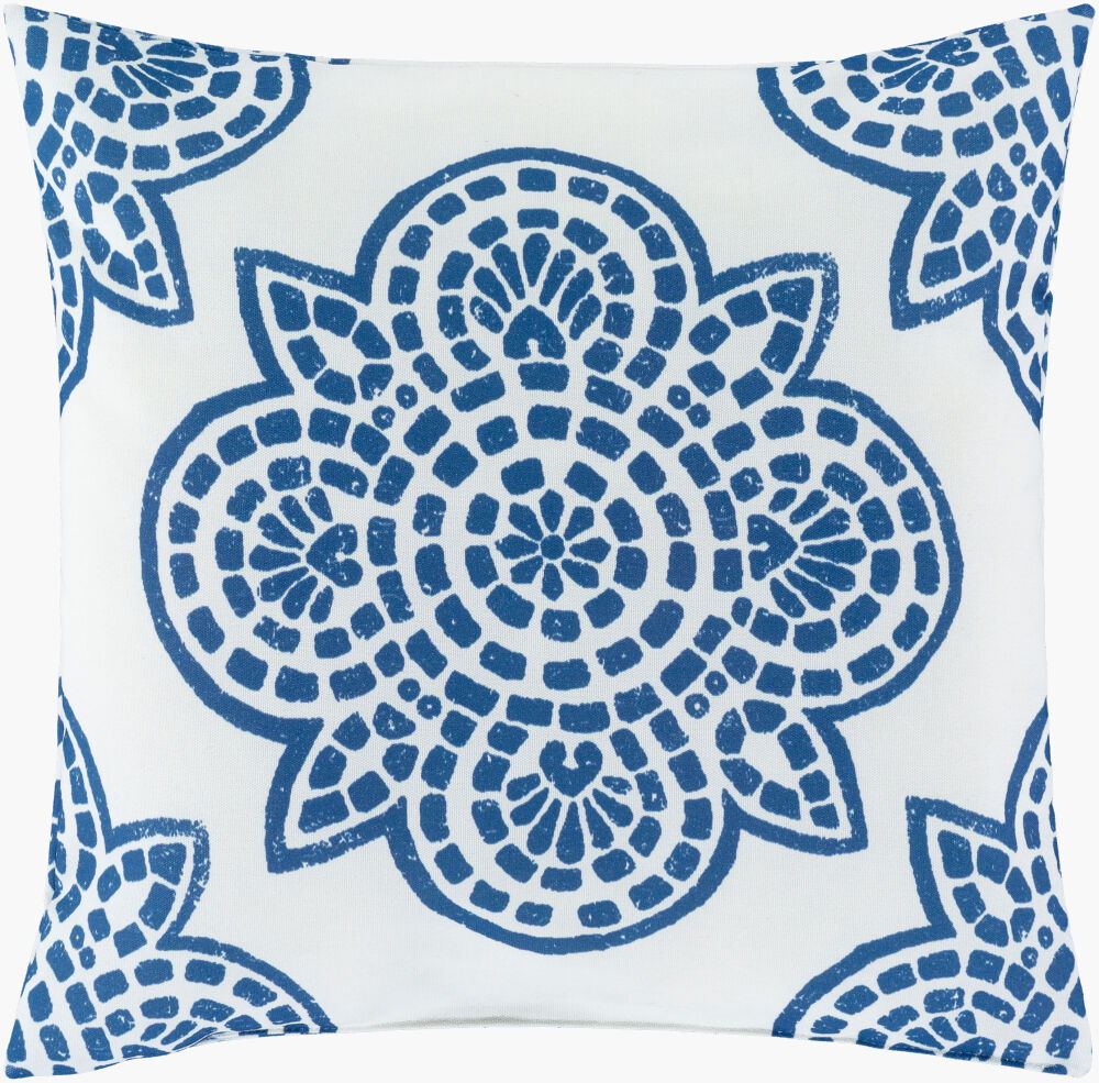 Hemma Pillow