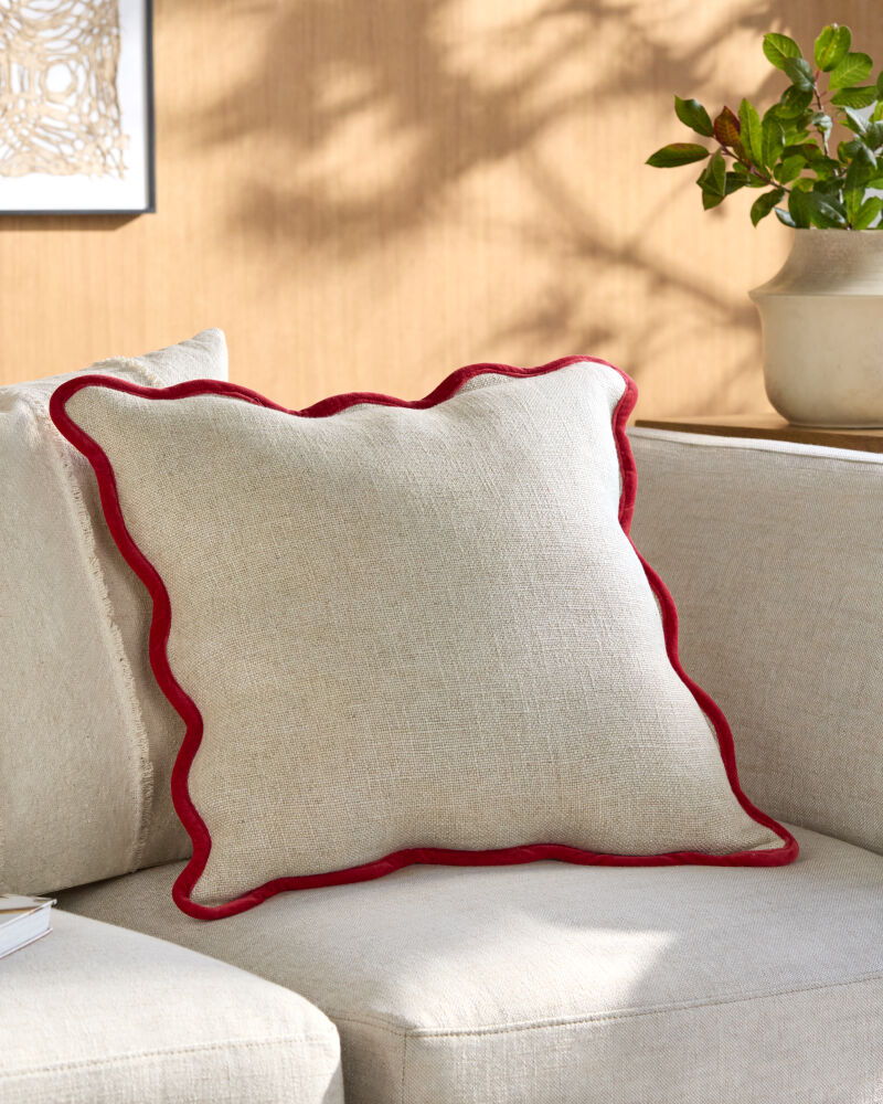 Caliza Pillow