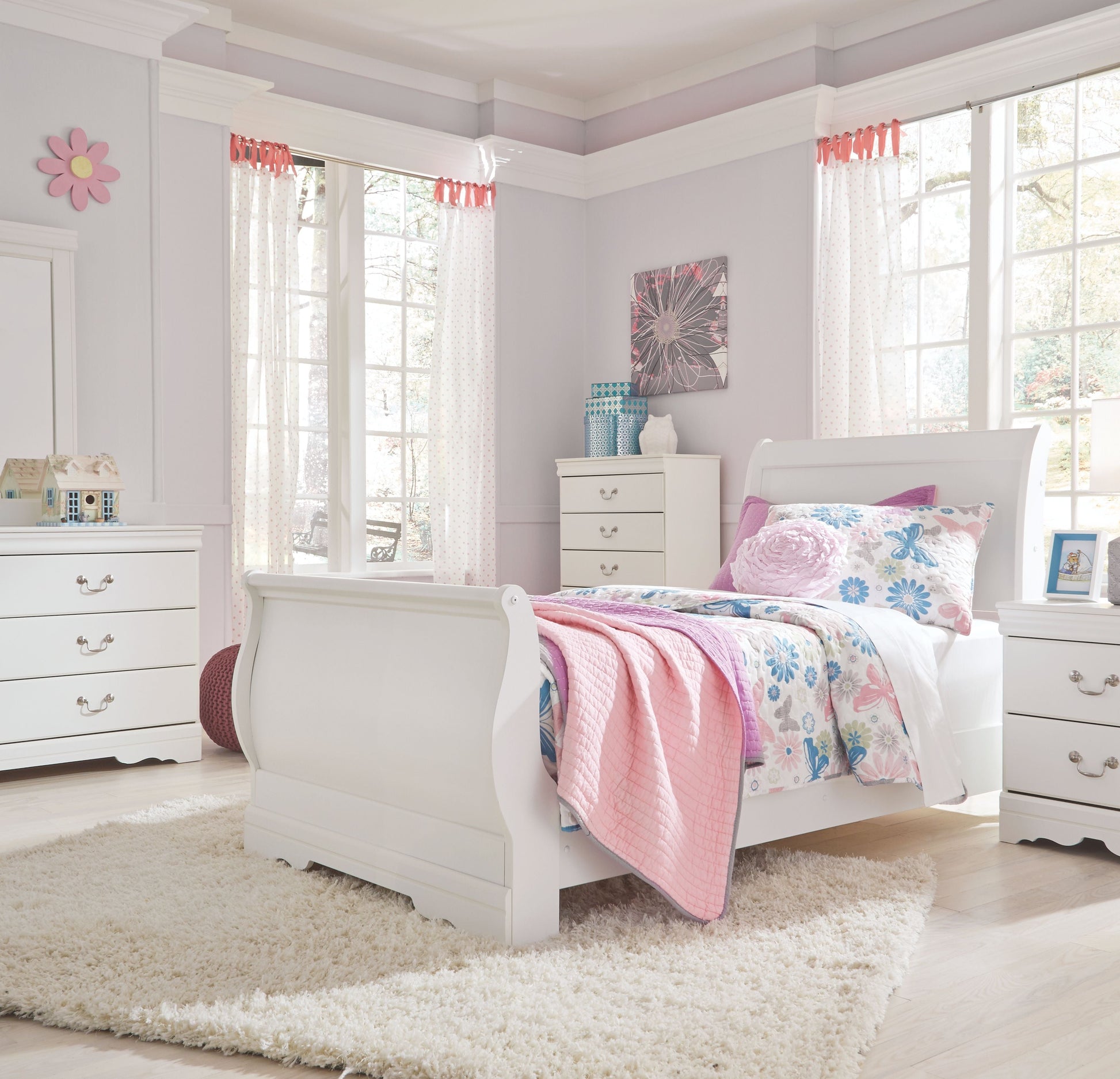 Signature Design by Ashley® Anarasia - Sleigh Bed | Meri Furniture