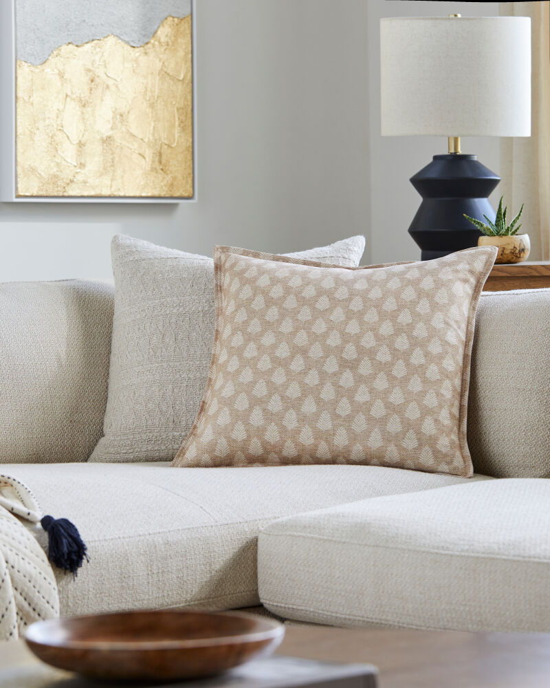 Gardner Pillow