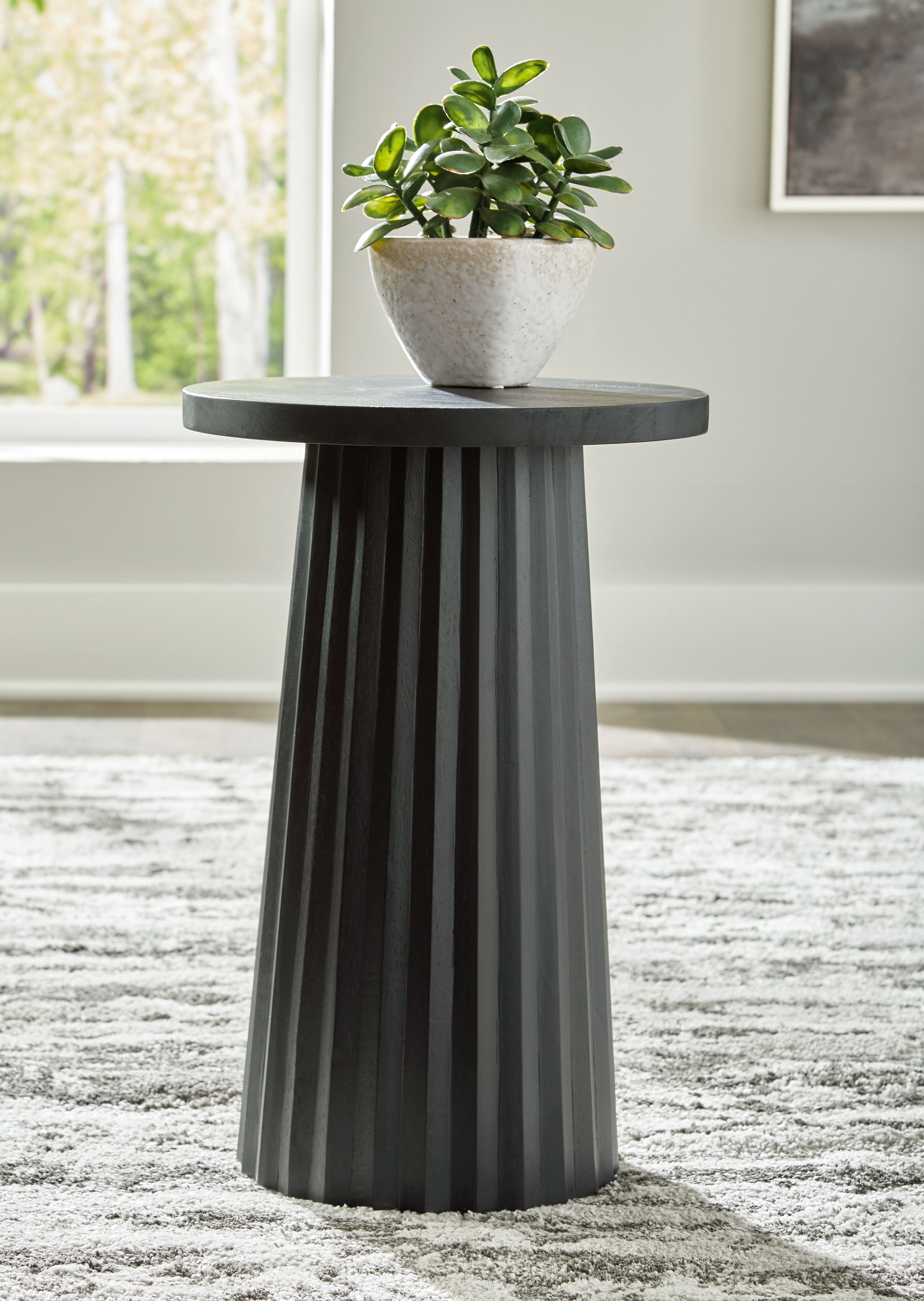 Signature Design by Ashley® Ceilby - Accent Table | Meri Furniture