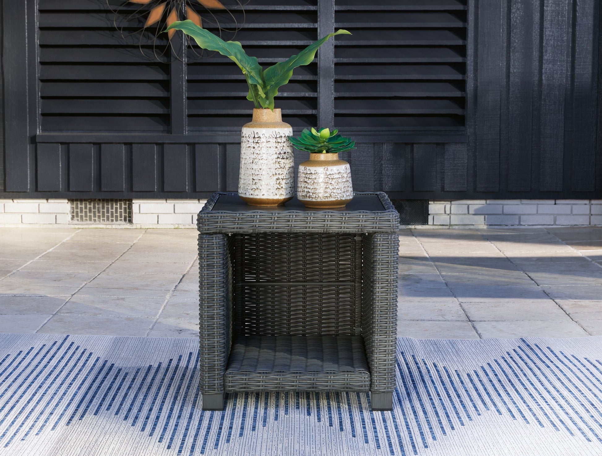 Signature Design by Ashley® Elite Park - Gray - Square End Table | Meri Furniture