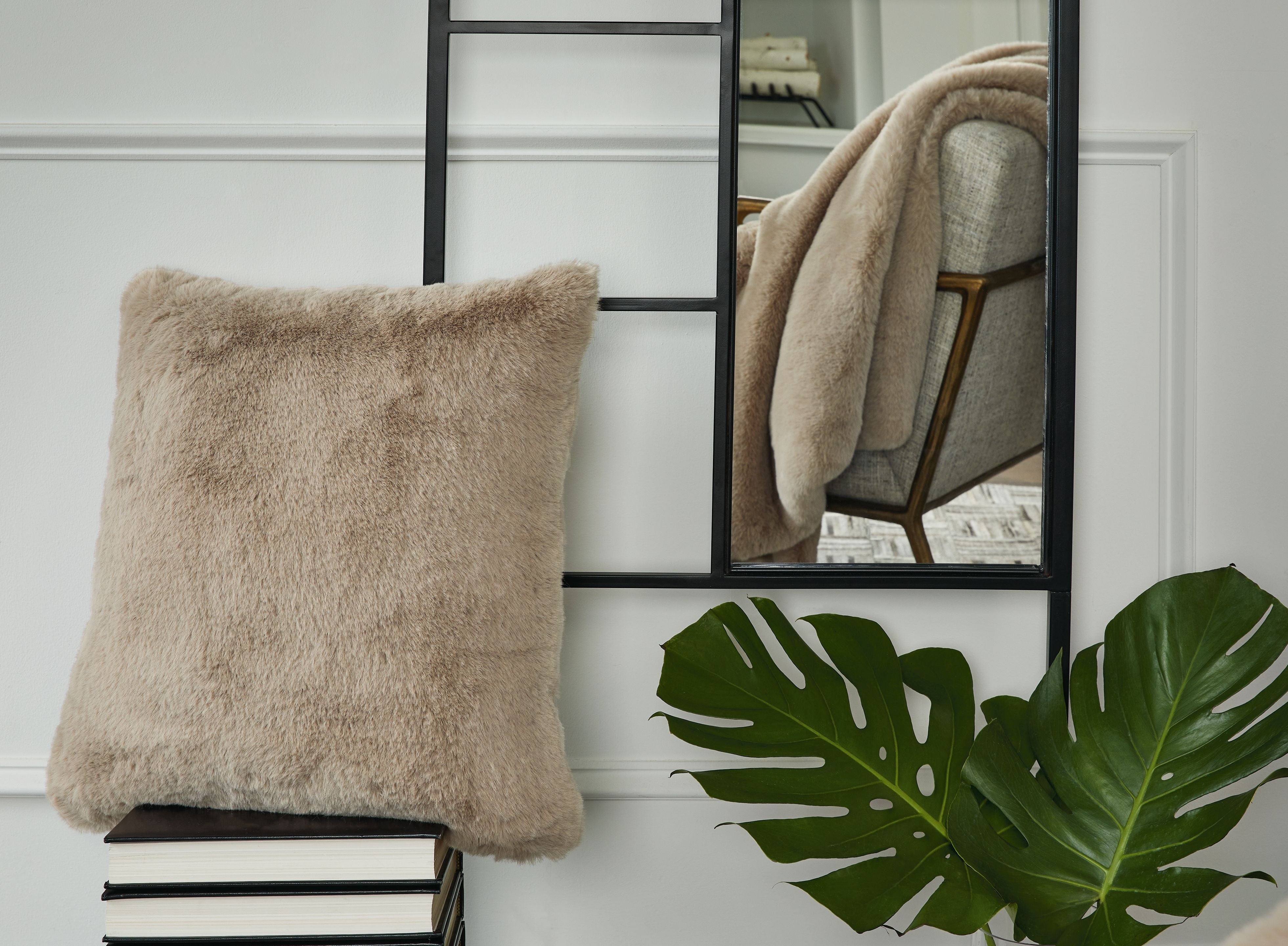 Ashley Furniture Gariland - Faux Fur Pillow | Meri Furniture
