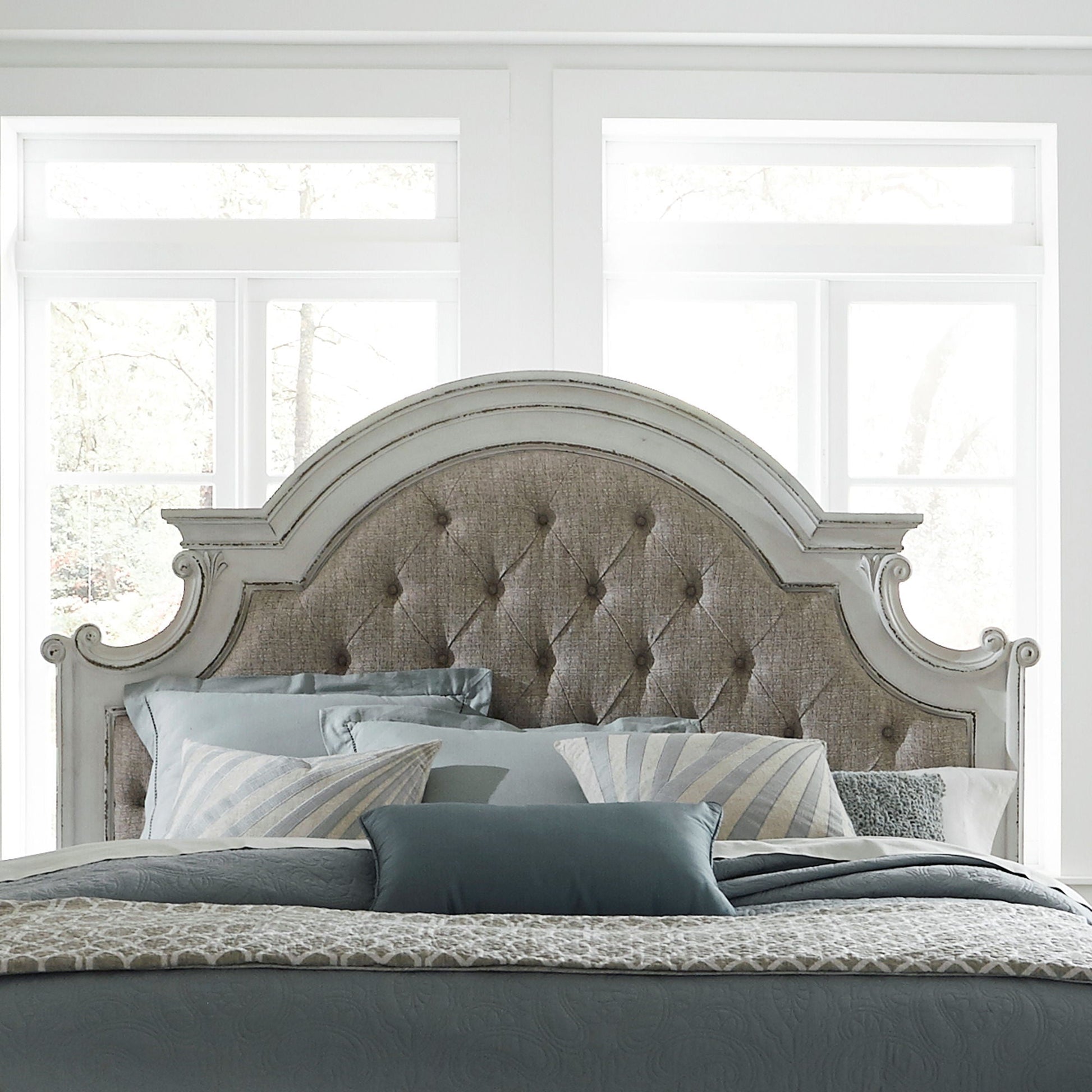 Liberty Furniture Magnolia Manor - Uph Panel Headboard | Meri Furniture