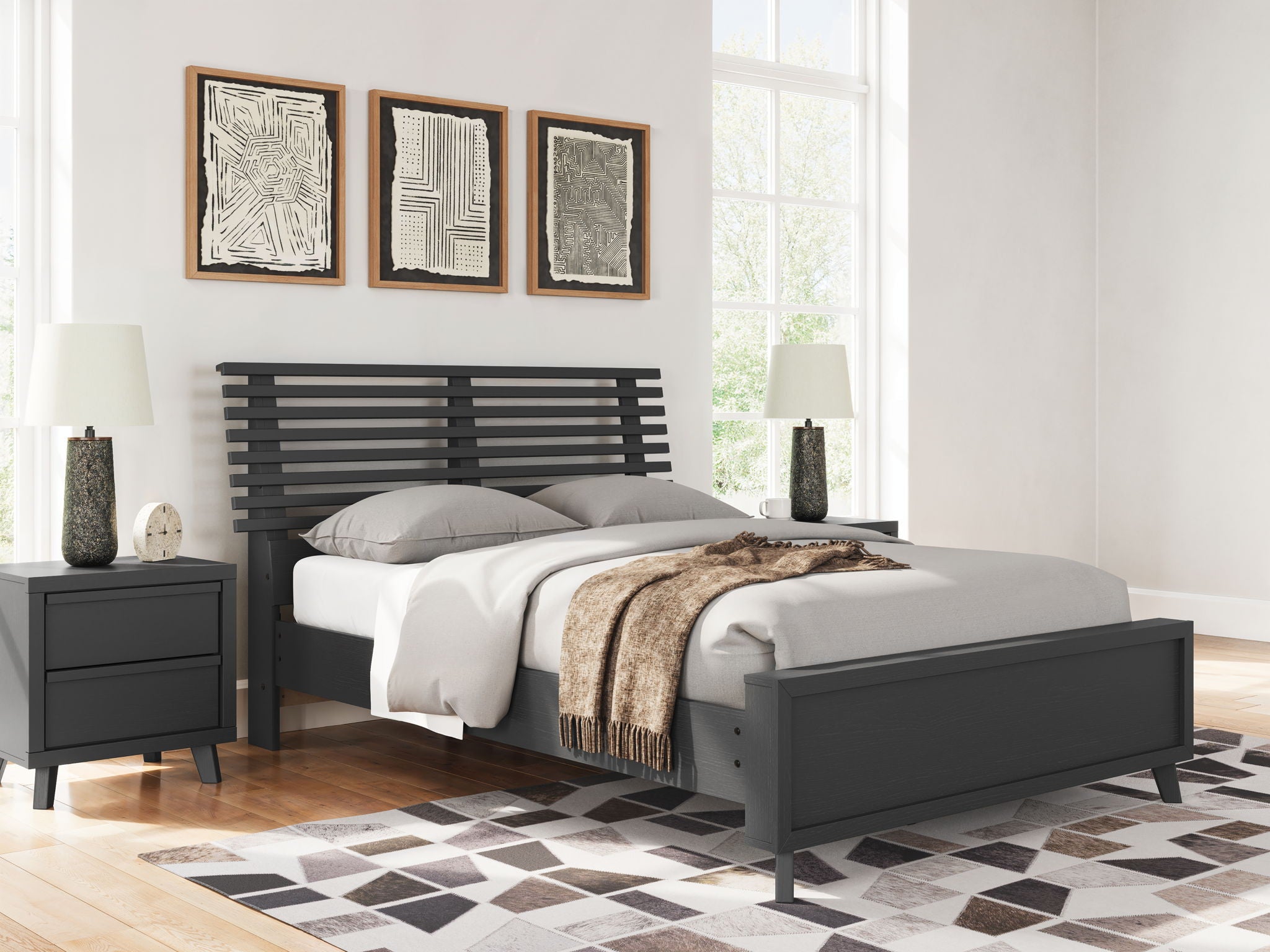 Danziar - Slat Panel Bed