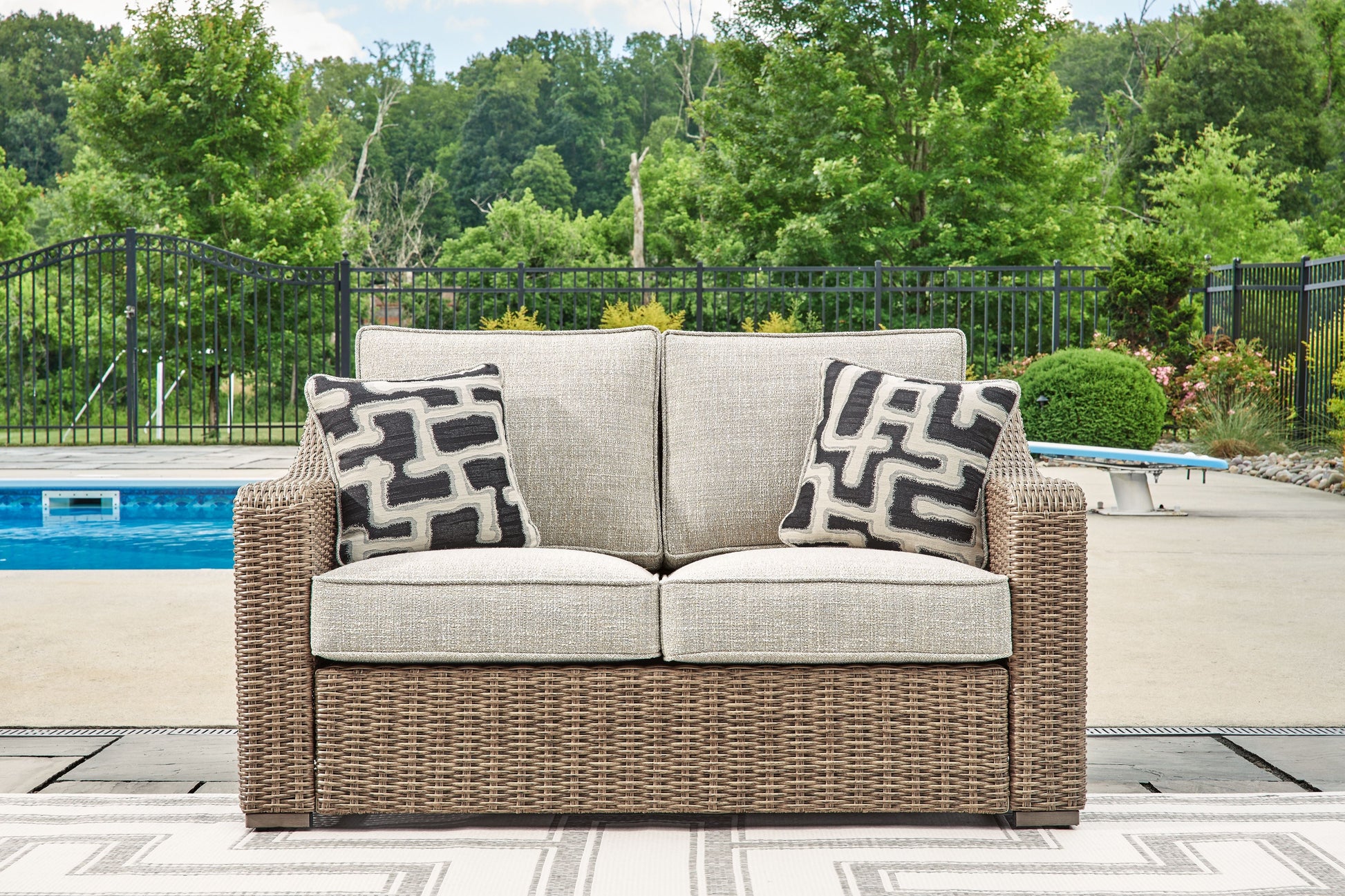 Signature Design by Ashley® Beachcroft - Beige - Loveseat With Cushion | Meri Furniture