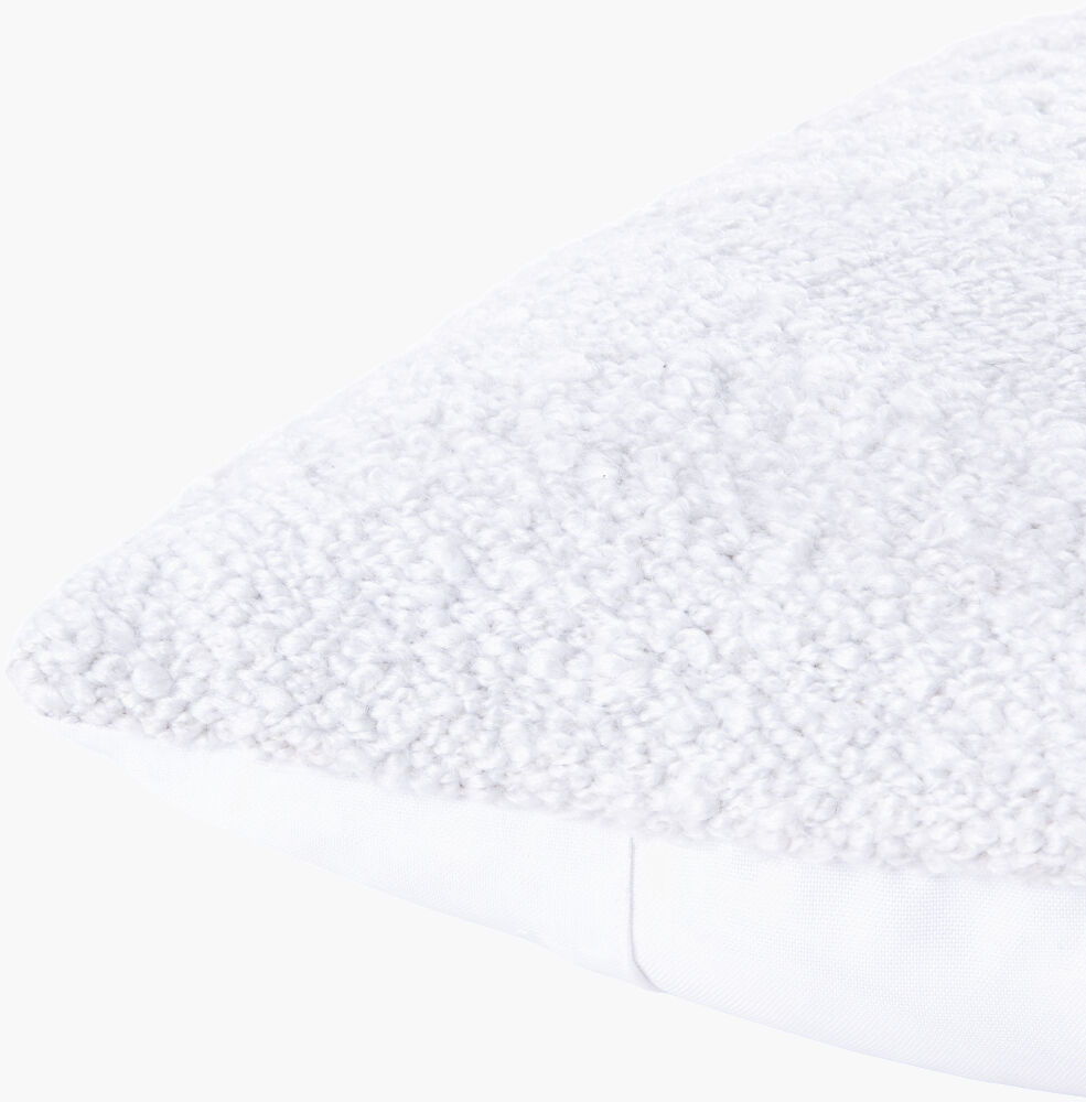 Chandler Pillow