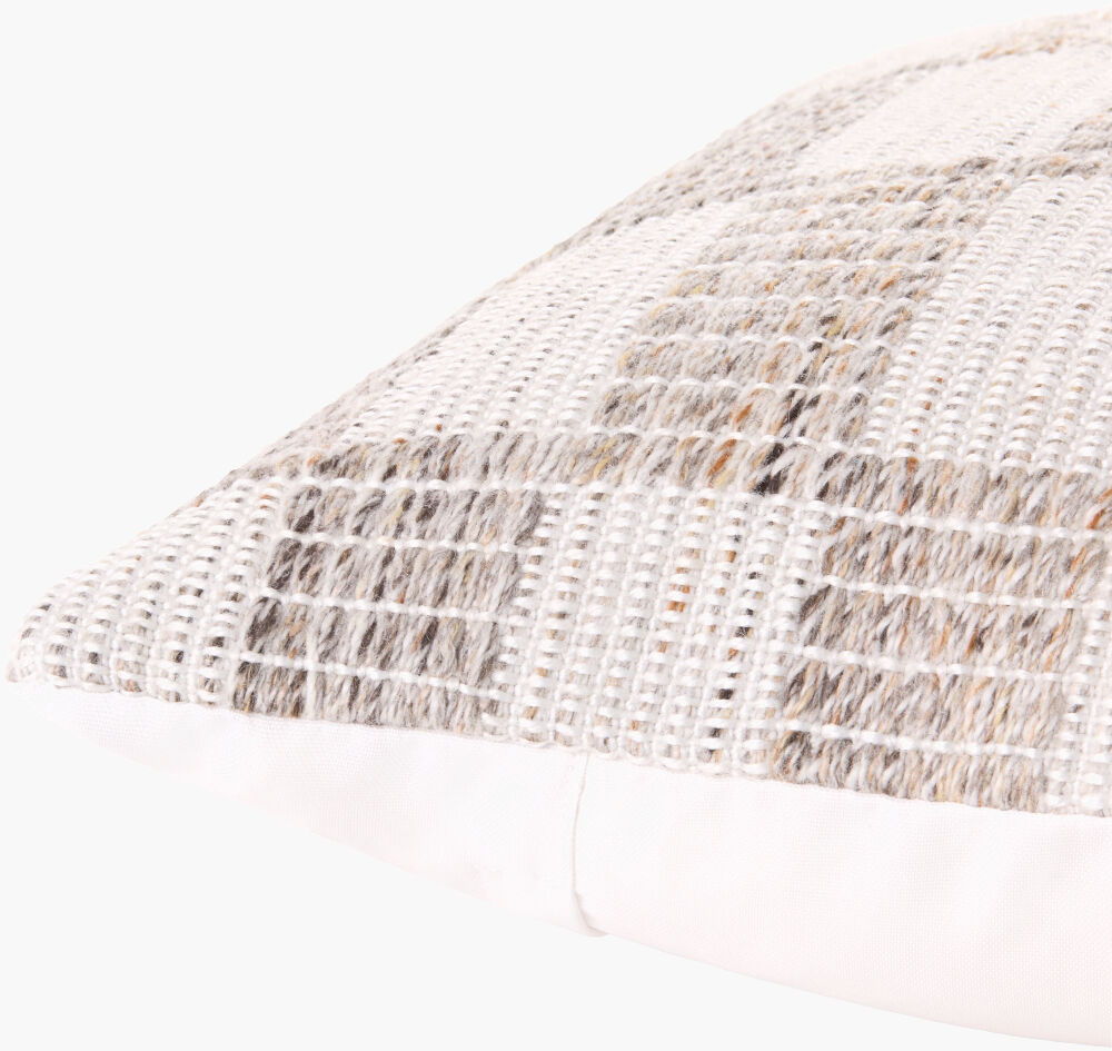 Katalina Pillow