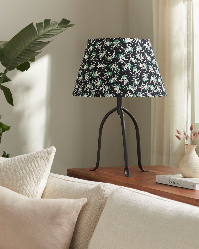 Floriva Accent Table Lamp