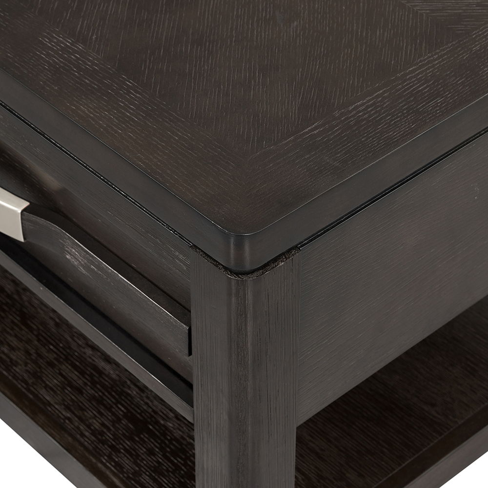 Elegant Design End Table