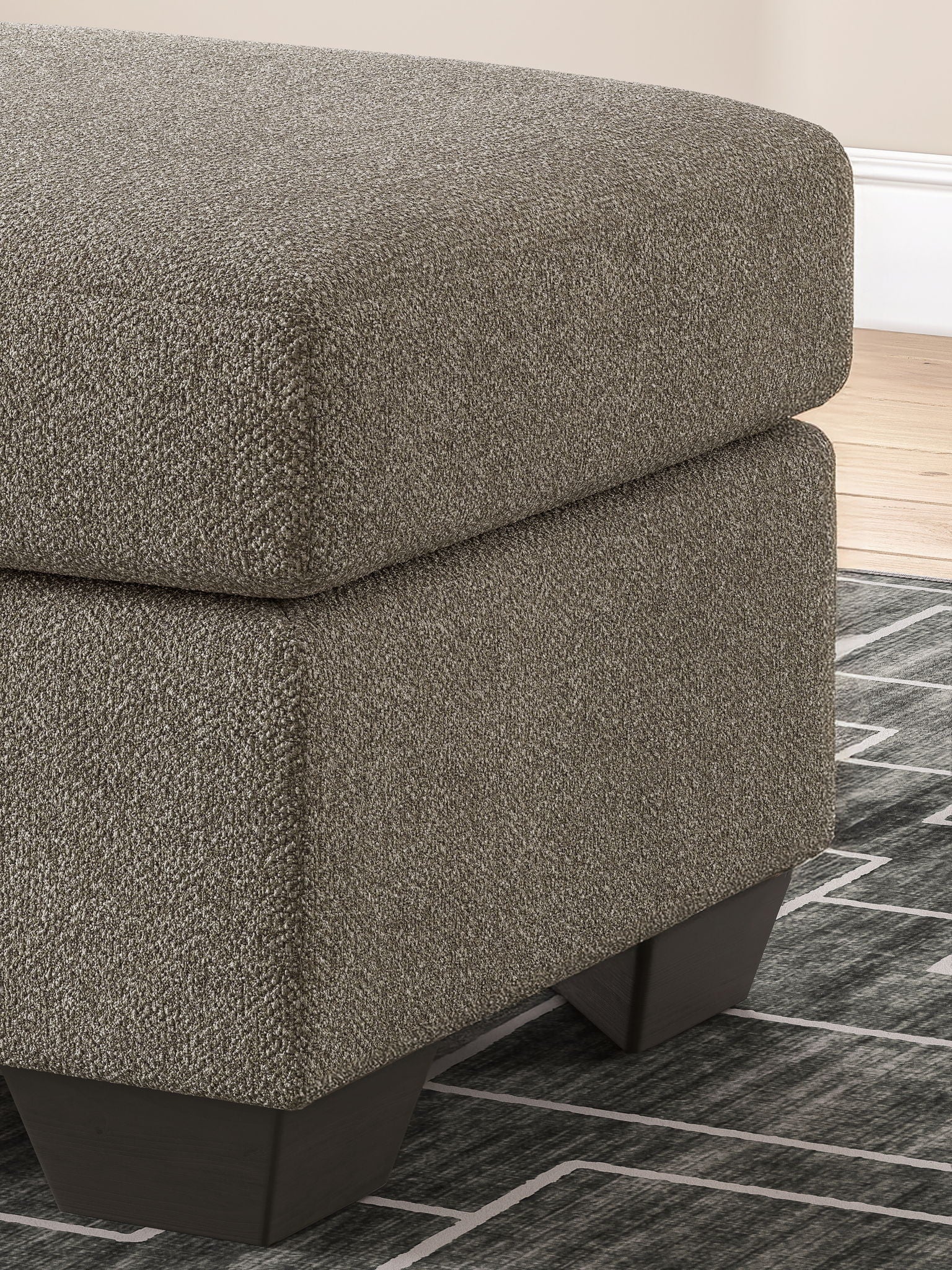 Triston-Peaks - Ottoman - Suede