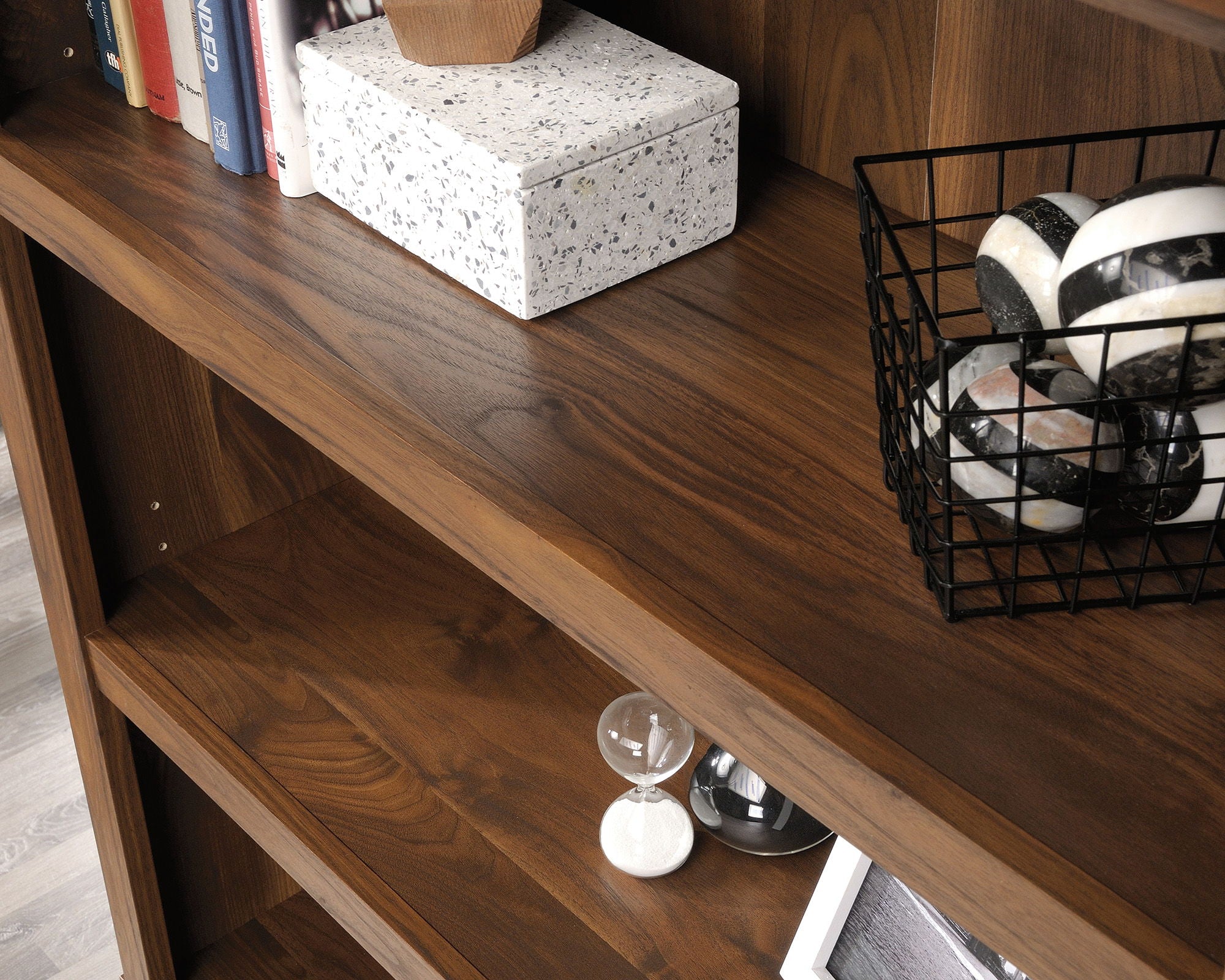5-Shelf Bookcase Grand Walnut