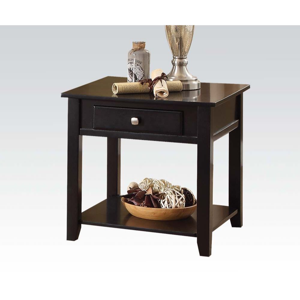 The Malachi End Table offers a Transitional Style in a warm finish. The End Table Features One Top Drawer and tapered legs complemented by a bottom display shelf. KD Construction (Assembly Required)