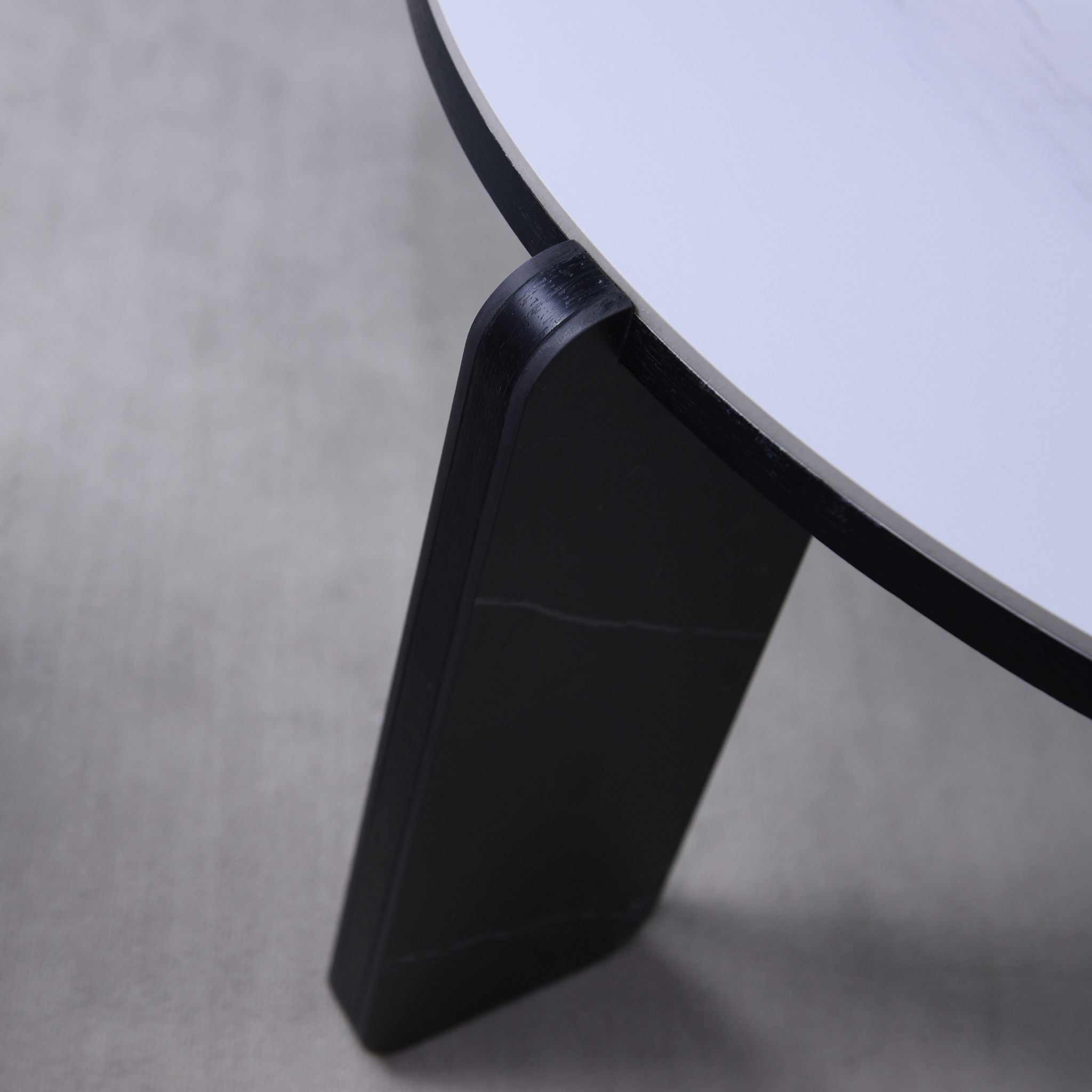 Round Coffee & End Table Set