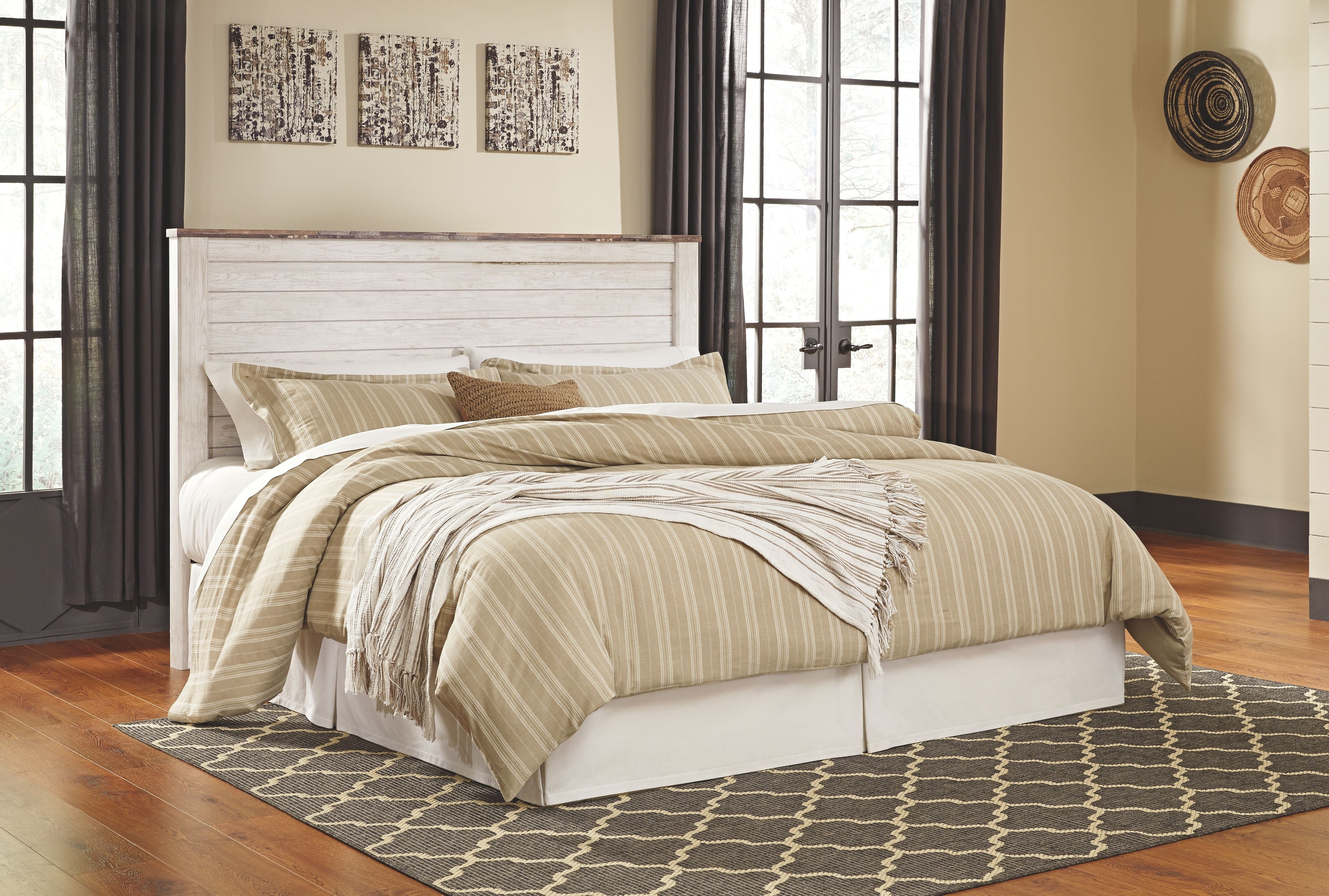 Signature Design by Ashley® Willowton - Bedroom Set | Meri Furniture