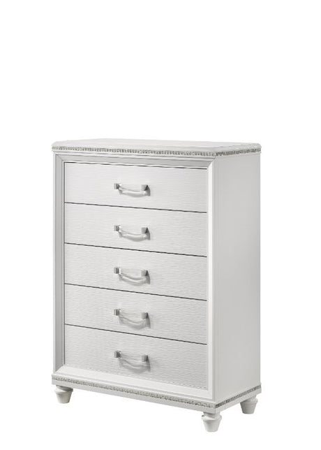 The clean lines and transitional look of the Sadie Chest is an ideal addition to any bedroom.