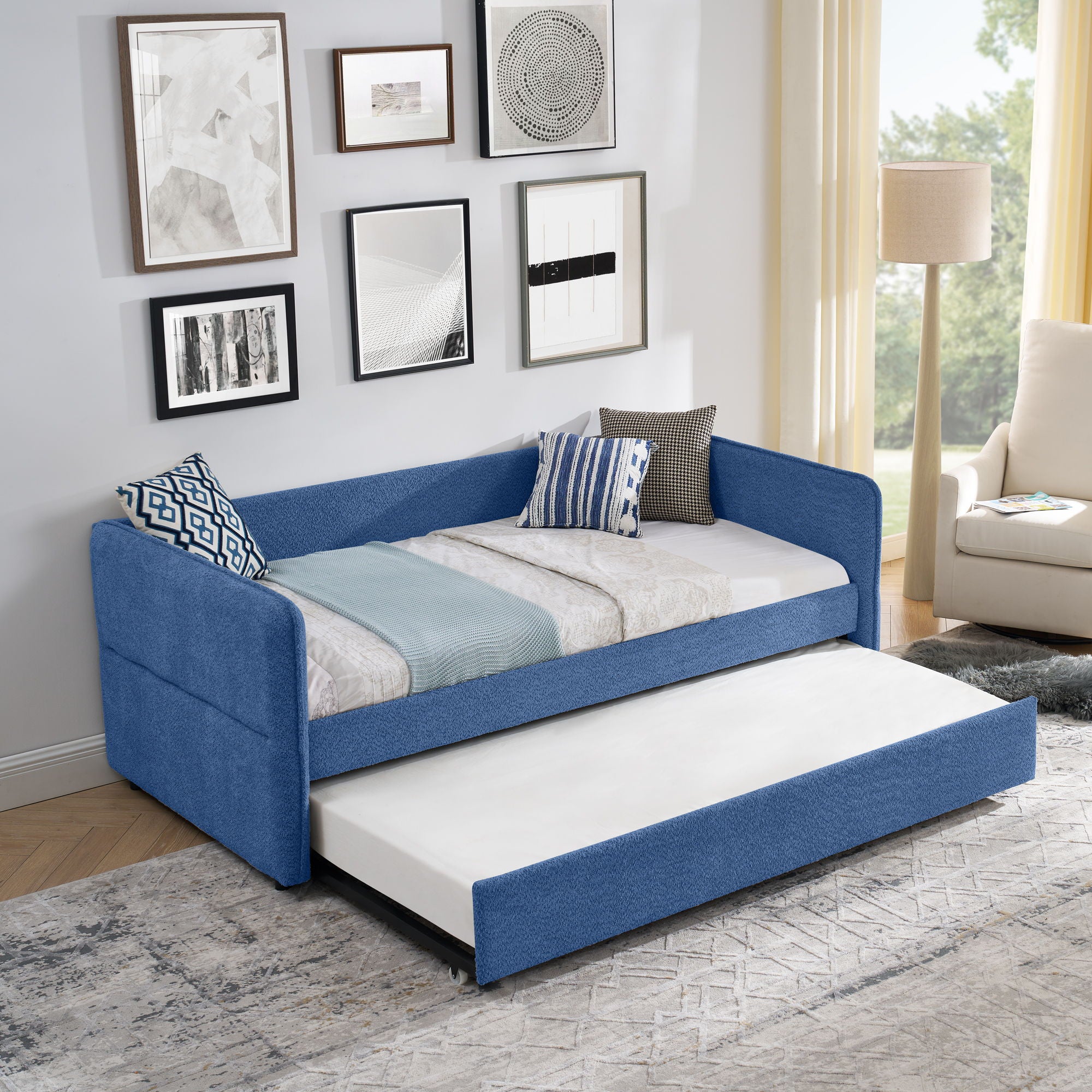 Upholstered Daybed With Pop Up Trundle