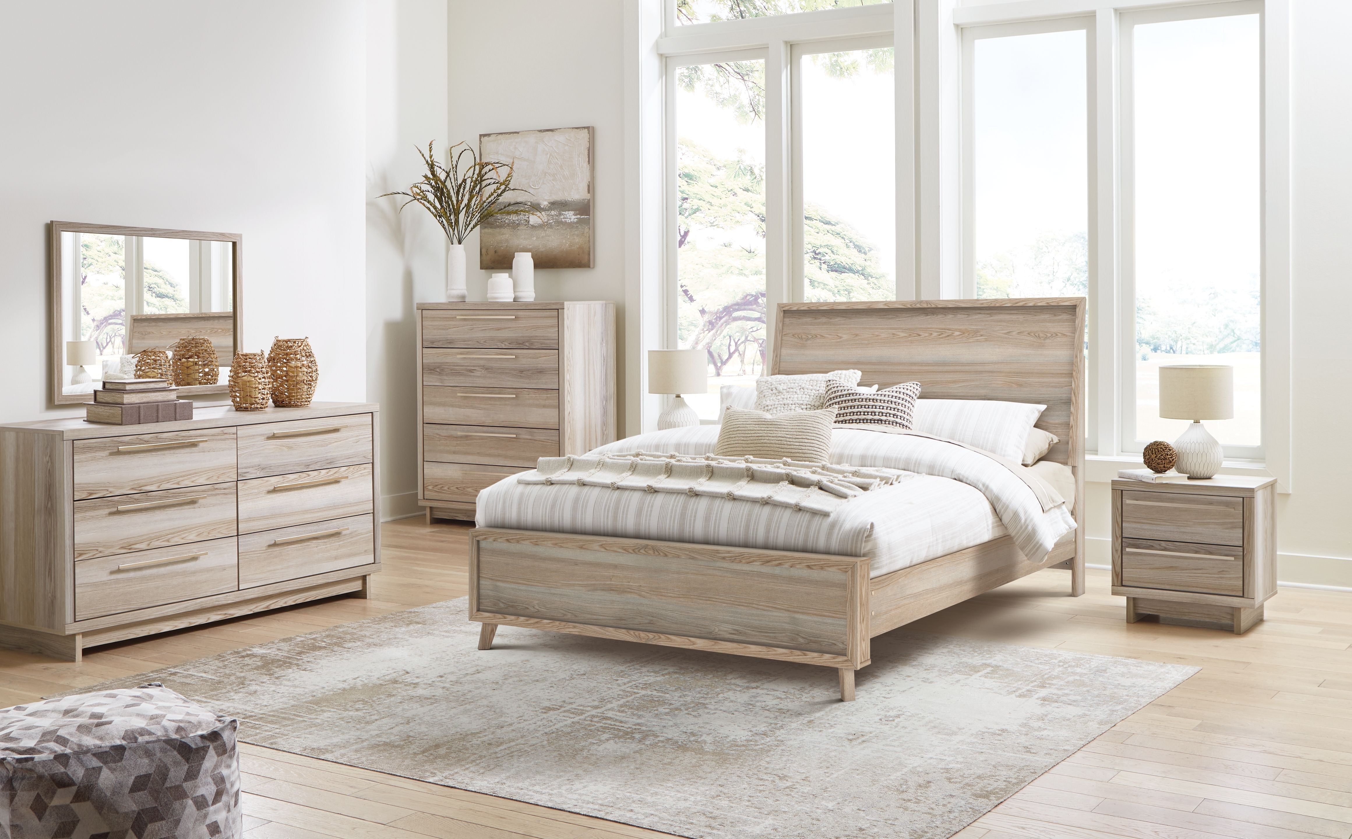 Signature Design by Ashley® Hasbrick - Panel Bedroom Set With Framed Panel Footboard | Meri Furniture