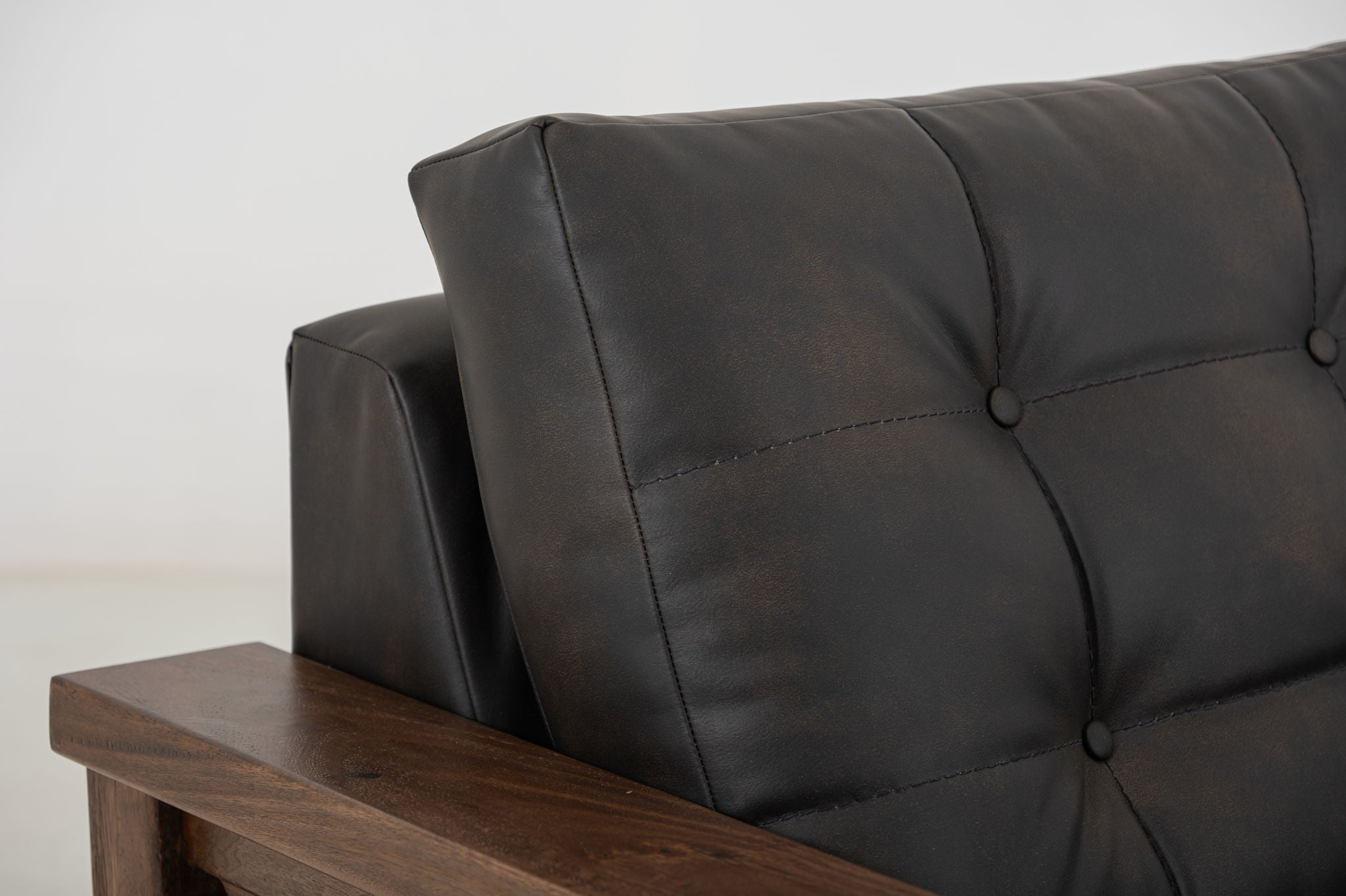 Walnut - Loveseat - Licorice Black