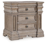 Signature Design by Ashley® Blairhurst - Light Grayish Brown - Three Drawer Night Stand | Meri Furniture