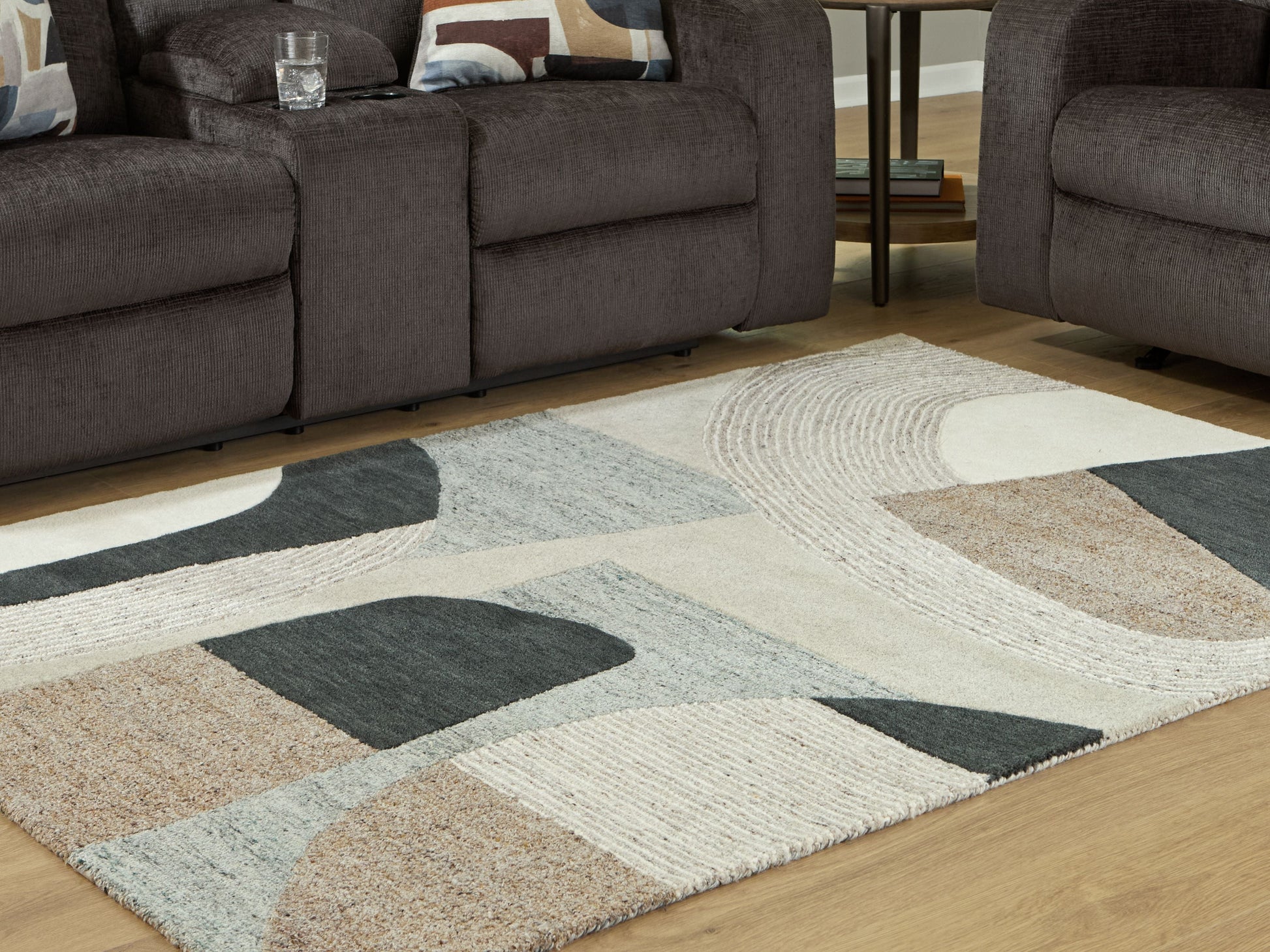Signature Design by Ashley® Edrickhill - Rug | Meri Furniture