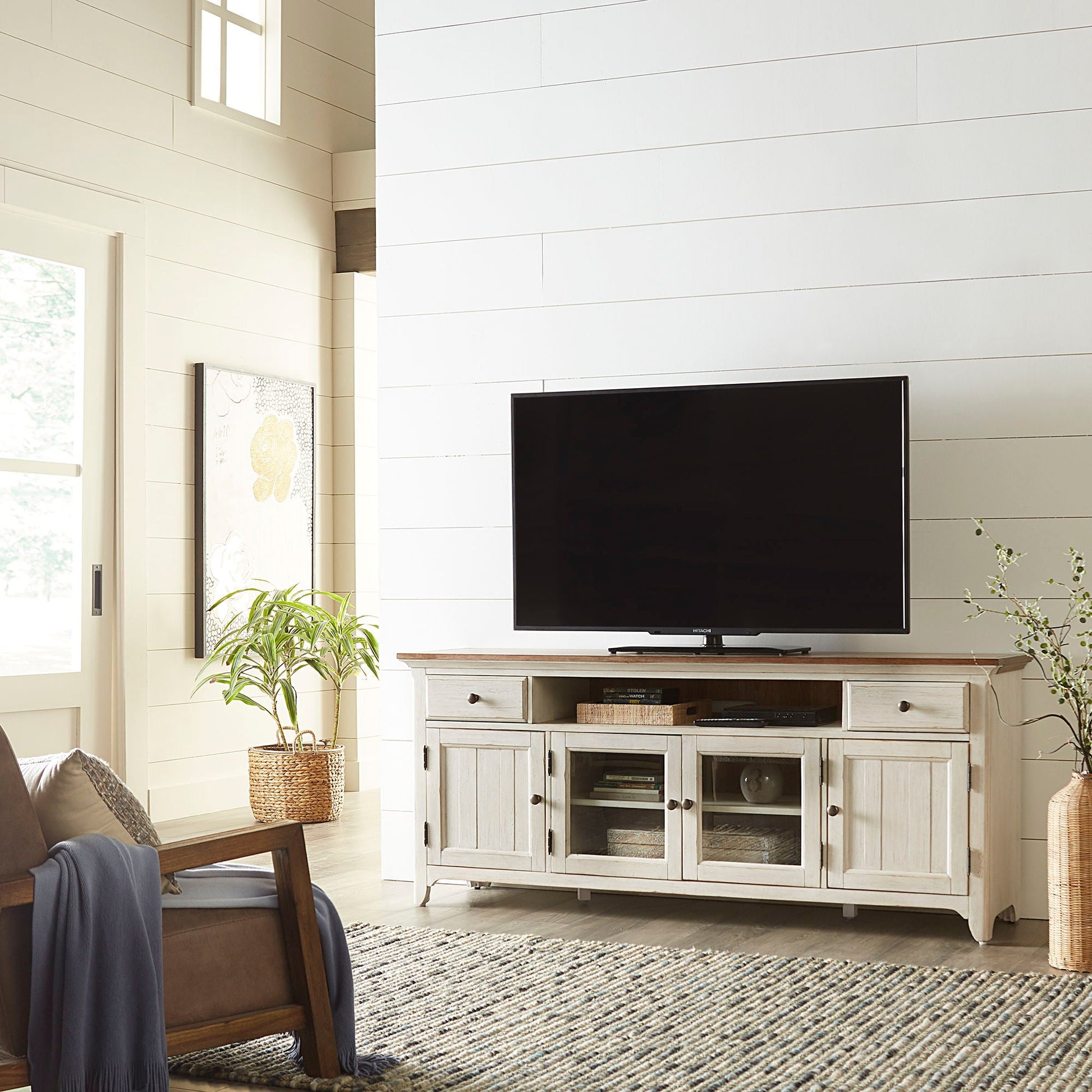 Liberty Furniture Farmhouse Reimagined - Entertainment 72" TV Stand - White | Meri Furniture