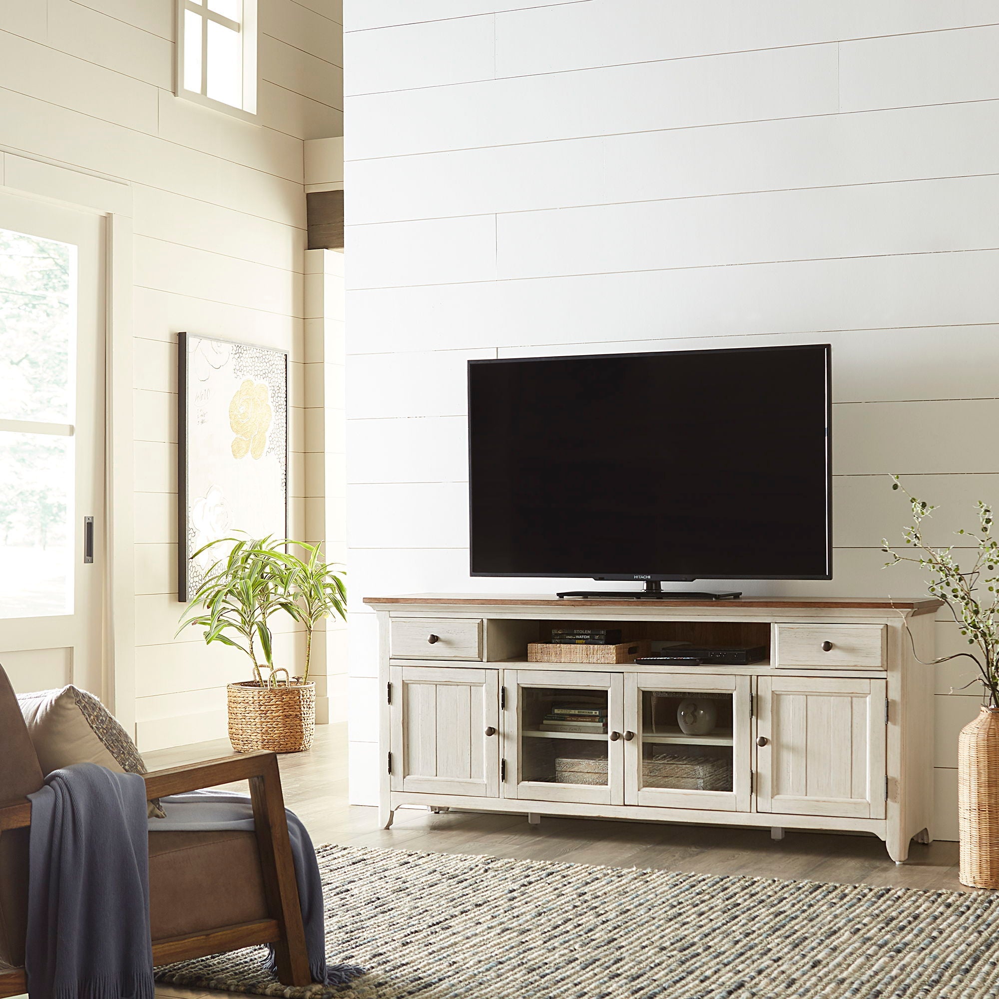 Liberty Furniture Farmhouse Reimagined - Entertainment 72" TV Stand - White | Meri Furniture