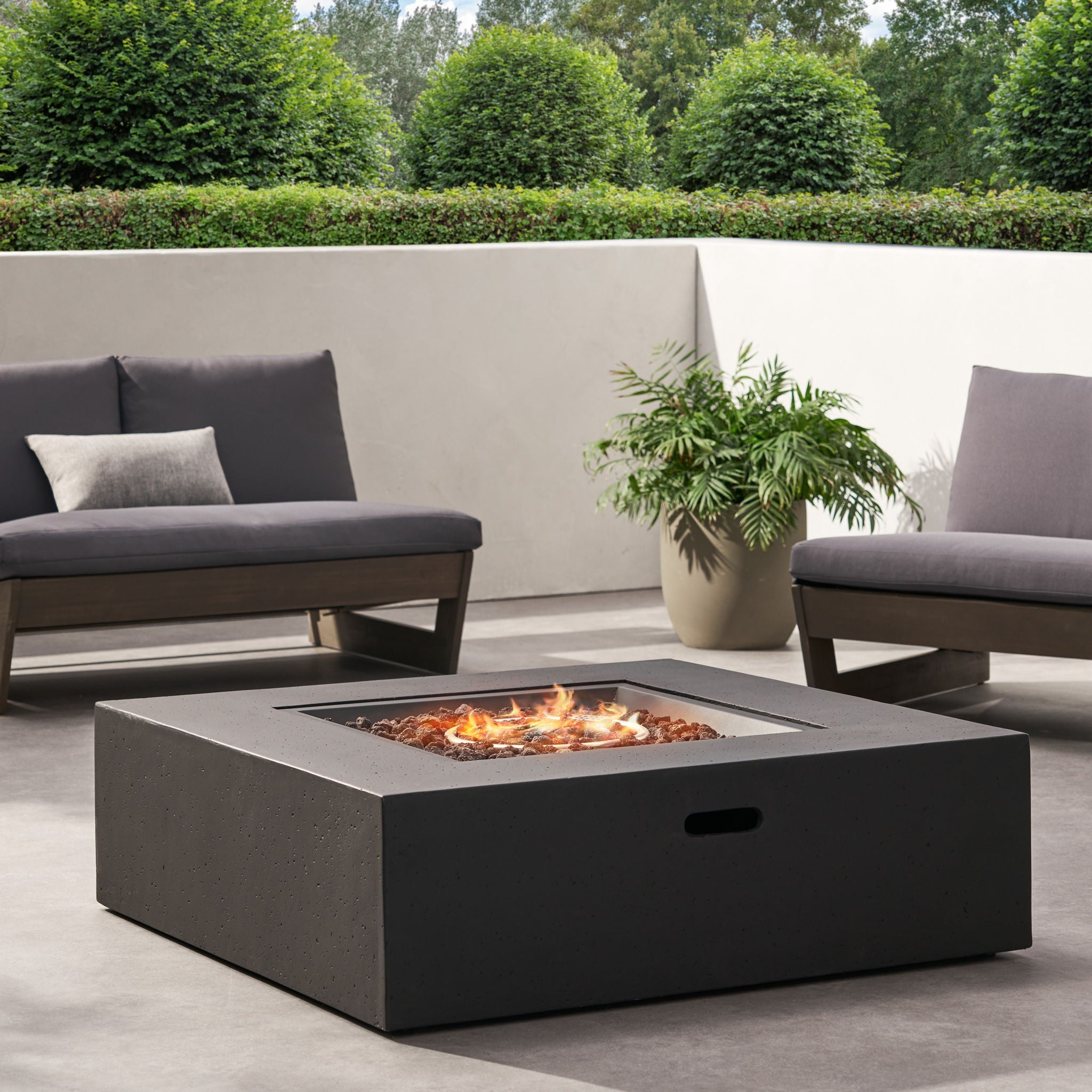 Modern 50,000 Btu Square Fire Table With Propane Tank