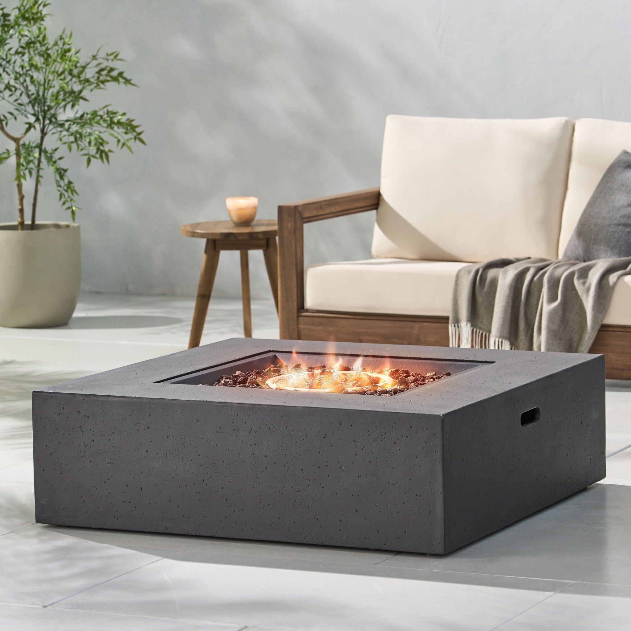 Modern 50,000 Btu Square Fire Table With Propane Tank