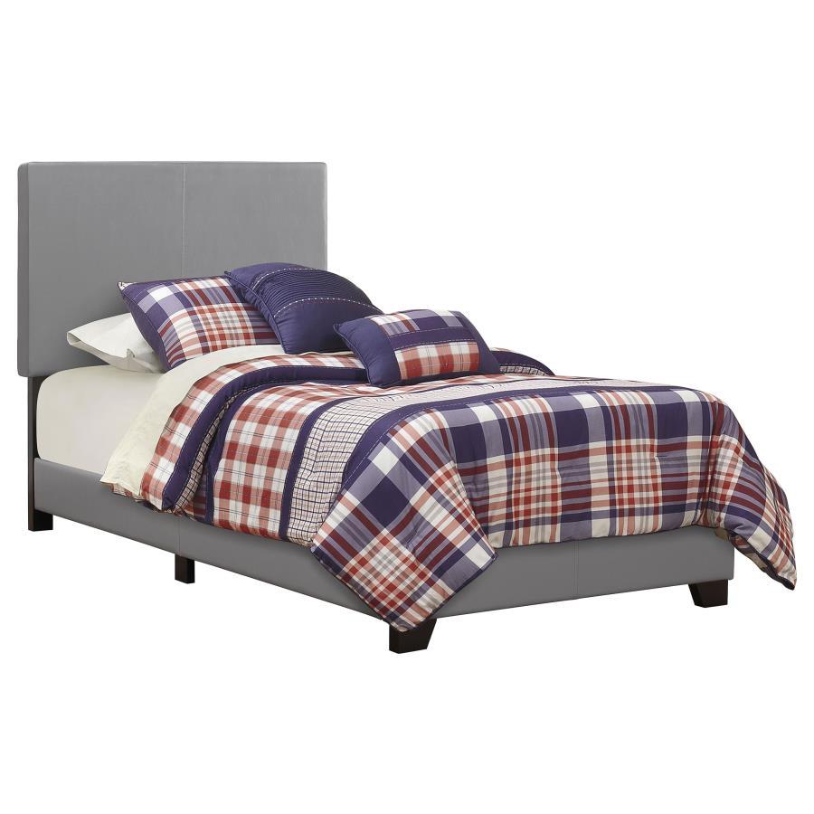 Coaster Fine Furniture Dorian - Upholstered Panel Bed | Meri Furniture