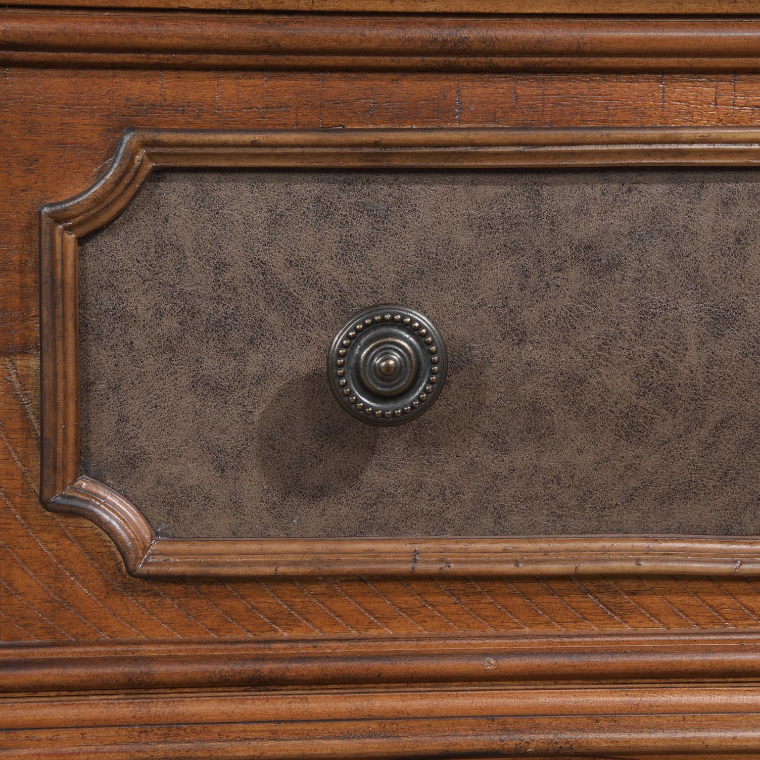 B020 - Wood Dresser - Brown