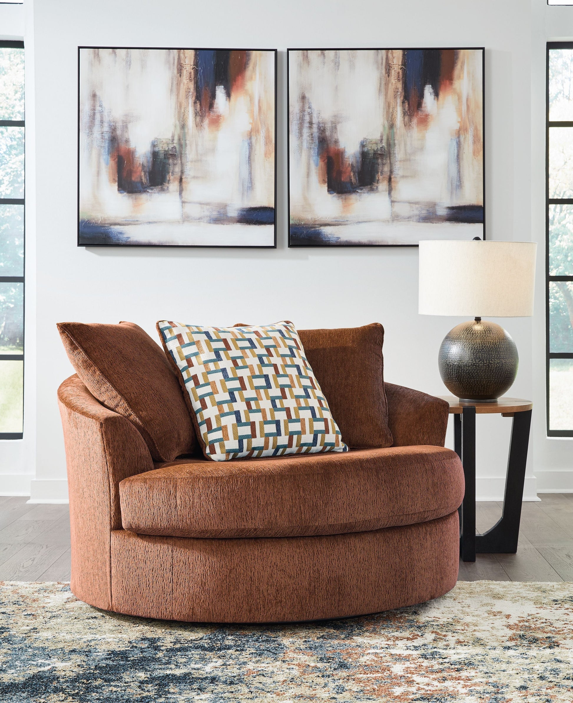 Ashley® Laylabrook - Oversized Swivel Accent Chair | Meri Furniture