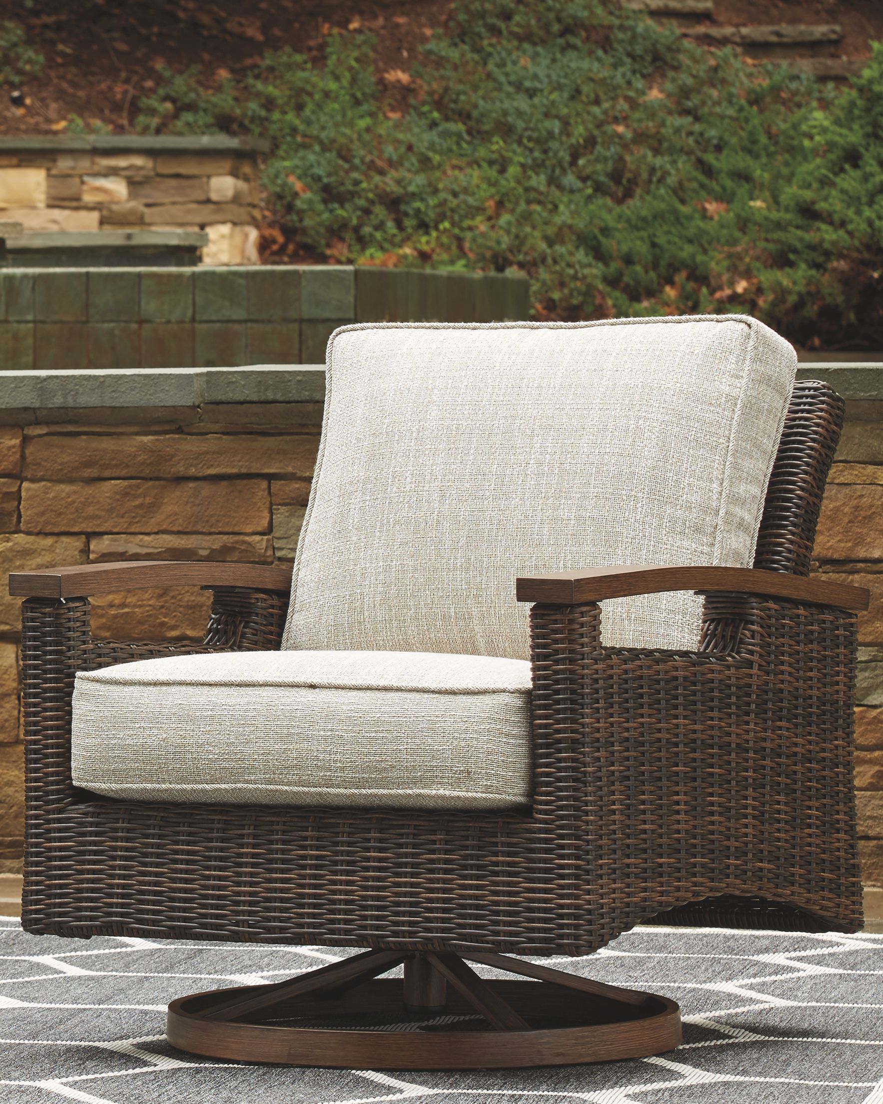 Ashley Furniture Paradise - Medium Brown - Swivel Lounge Chair (Set of 2) | Meri Furniture