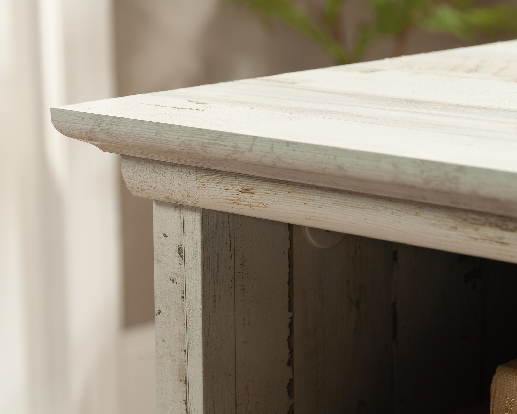 Home Office Executive Desk in White Plank