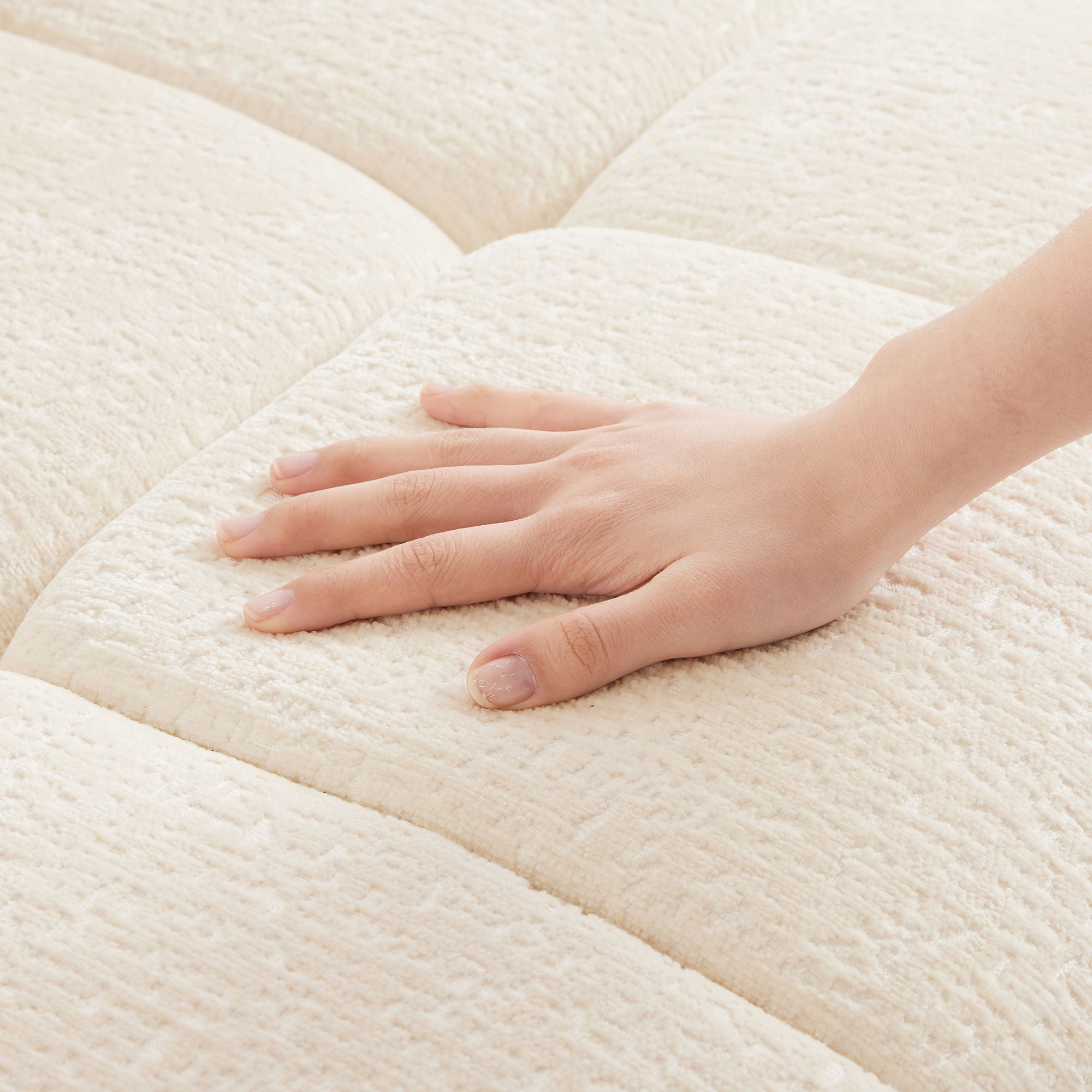 Modern Ergonomic Single Seater Sofa With High Resilience Cushions