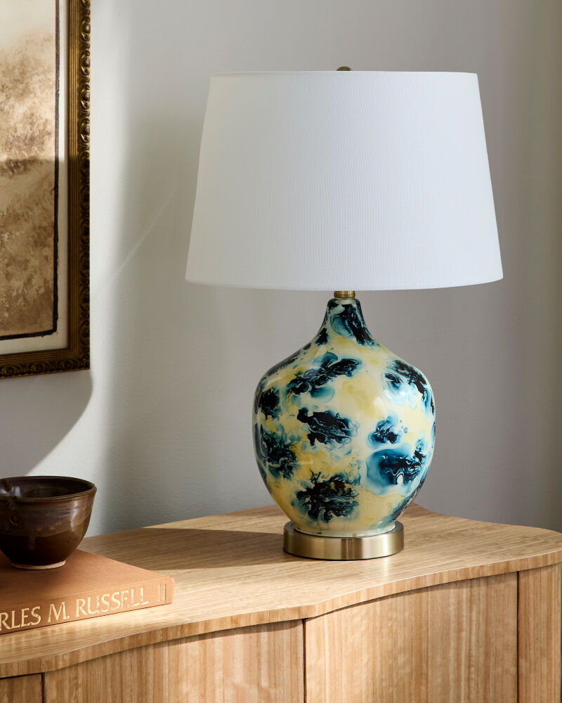 Snicarte Accent Table Lamp