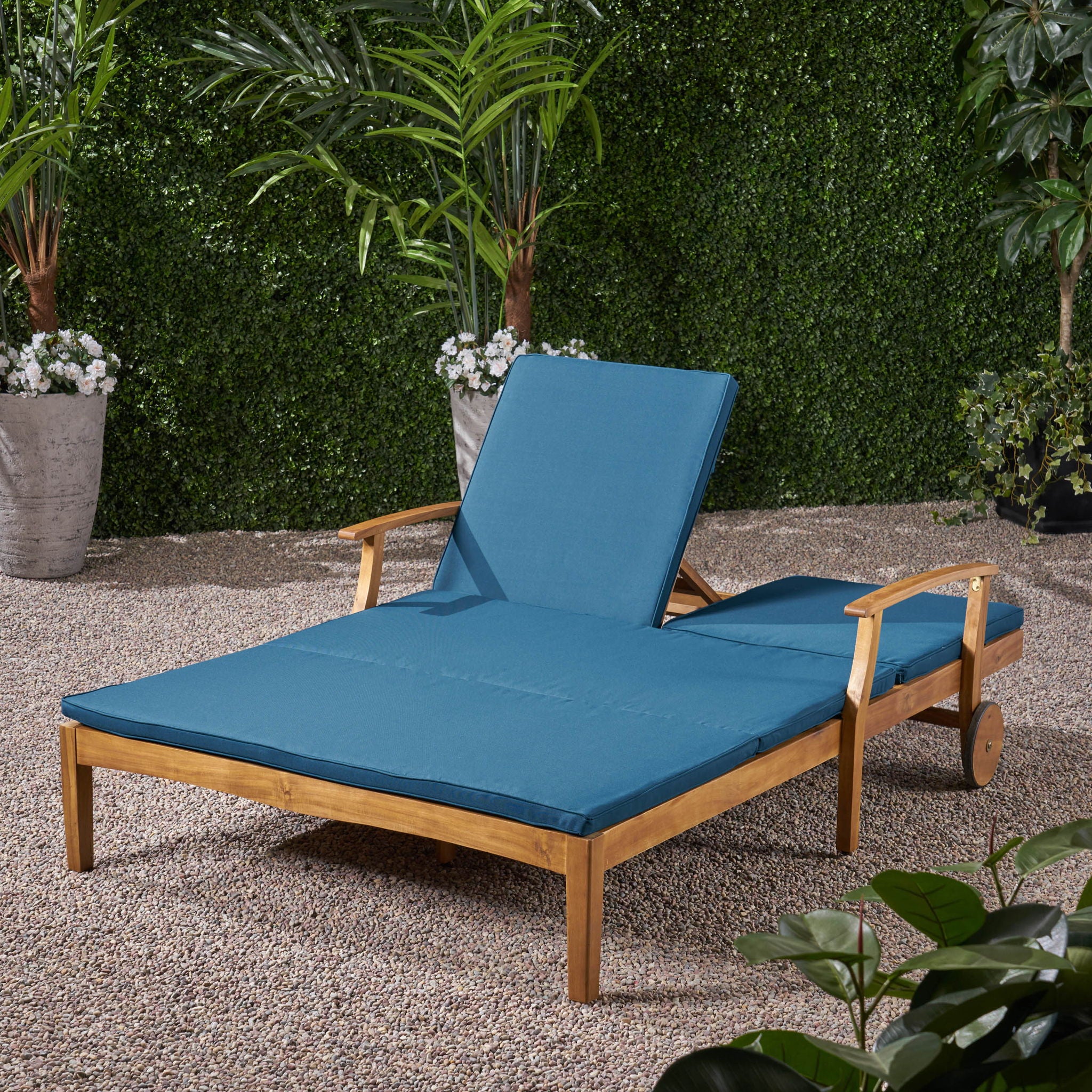 Etherealize - Outdoor Adjustable Double Chaise Lounge With Water Resistant Cushions