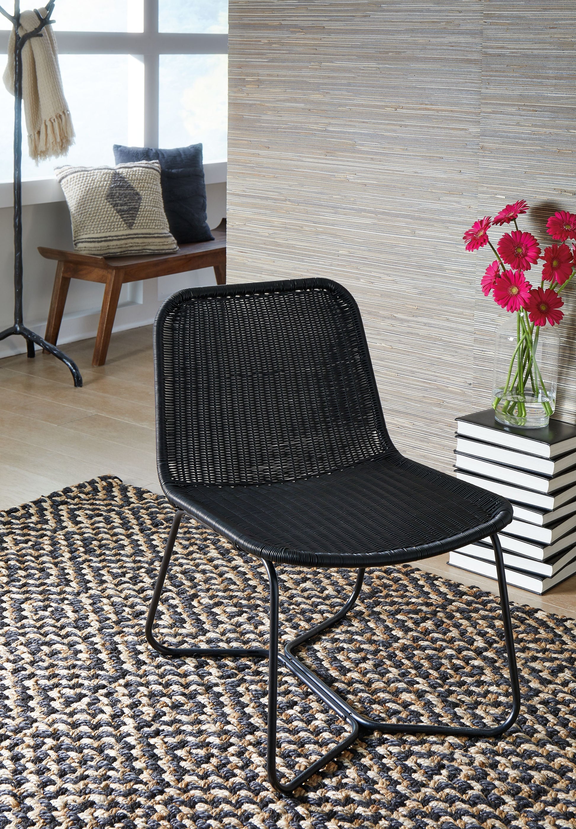 Signature Design by Ashley® Daviston - Black - Accent Chair | Meri Furniture