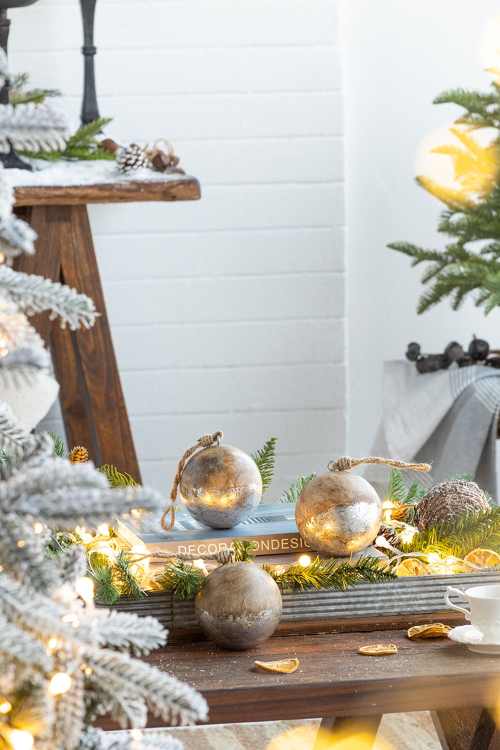 Christmas Ball Ornaments, Wood Decorative Hanging Ball Christmas Tree Ornaments For Holiday Party Decorations