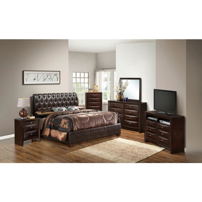 Marilla - Upholstered Bed