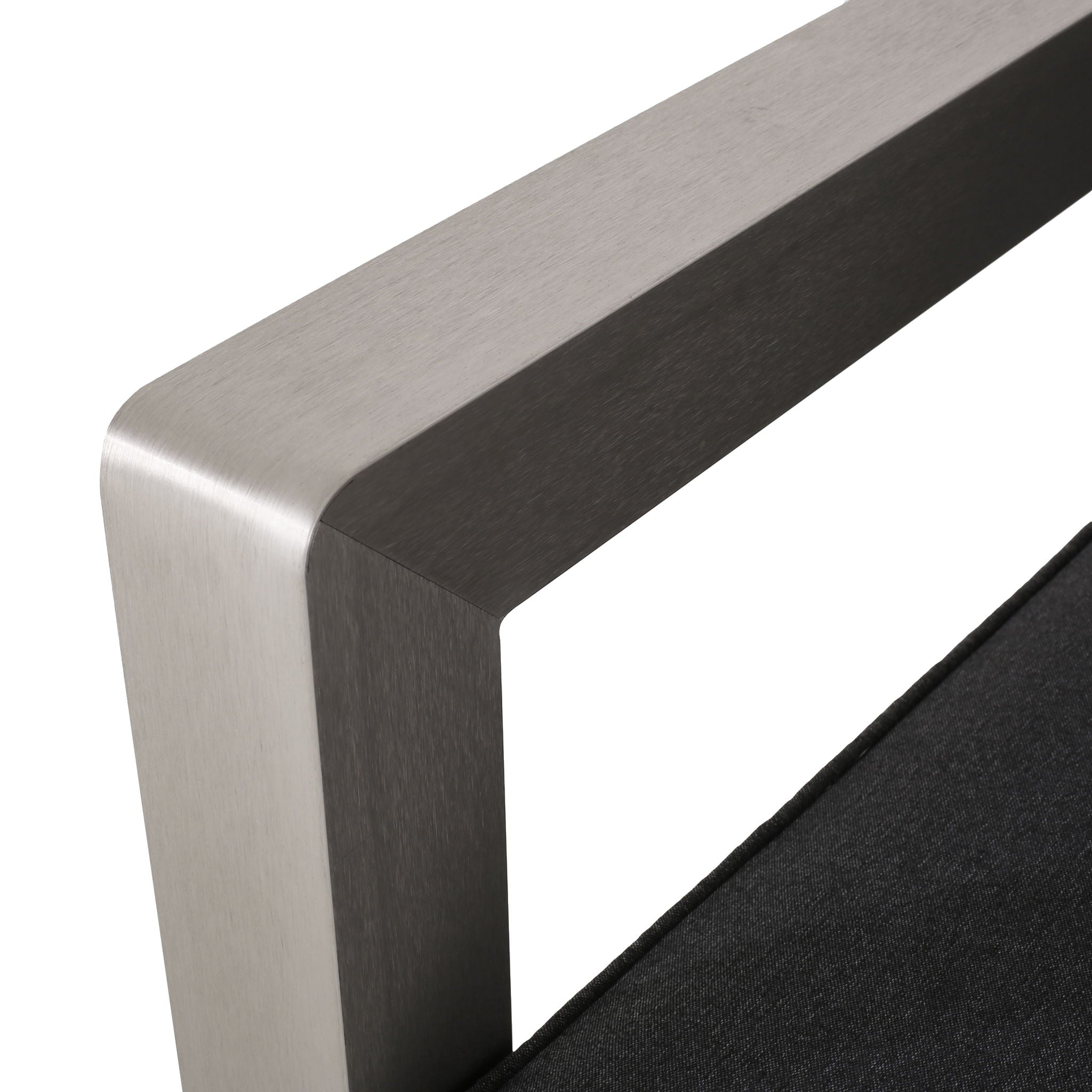 Aviara - Luxurious Outdoor Club Chair