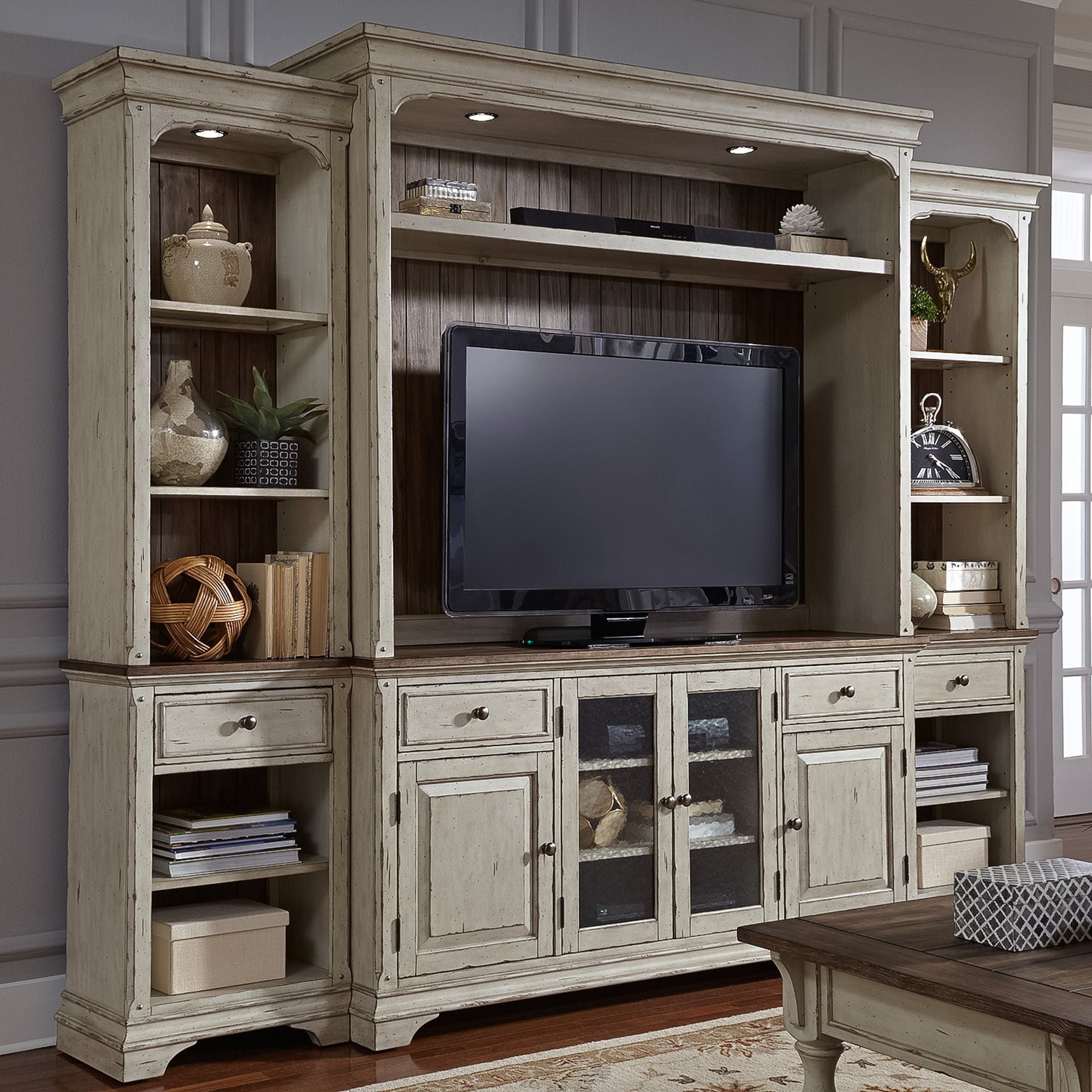 Liberty Furniture Morgan Creek - Entertainment Center | Meri Furniture