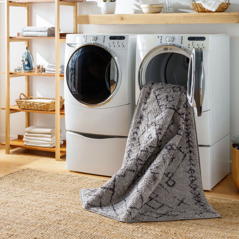 Lykke Machine Woven Rug