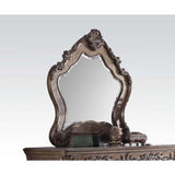 The Ragenardus mirror is an impeccable example of truly memorable luxurious traditional design.