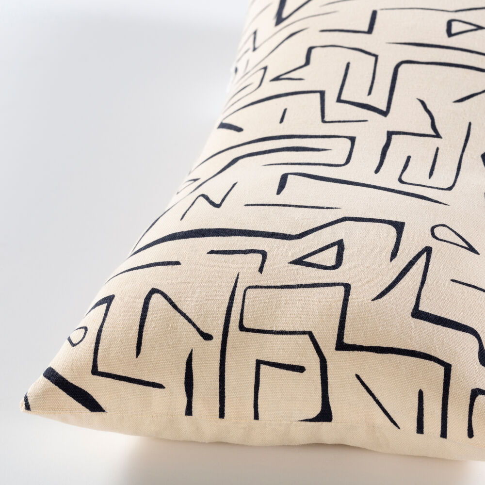 Bogolani Pillow