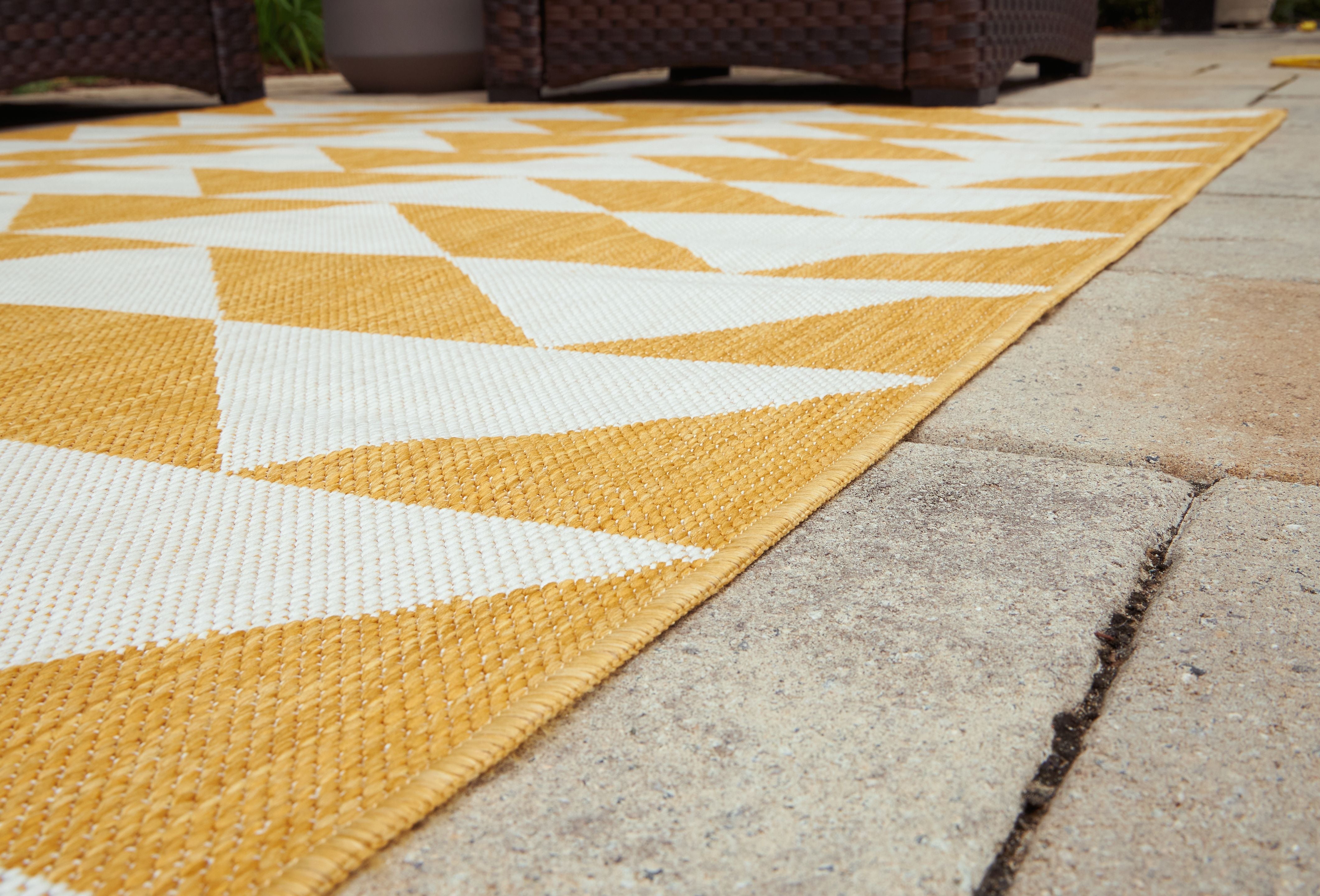 Signature Design by Ashley® Thomley - Rug | Meri Furniture