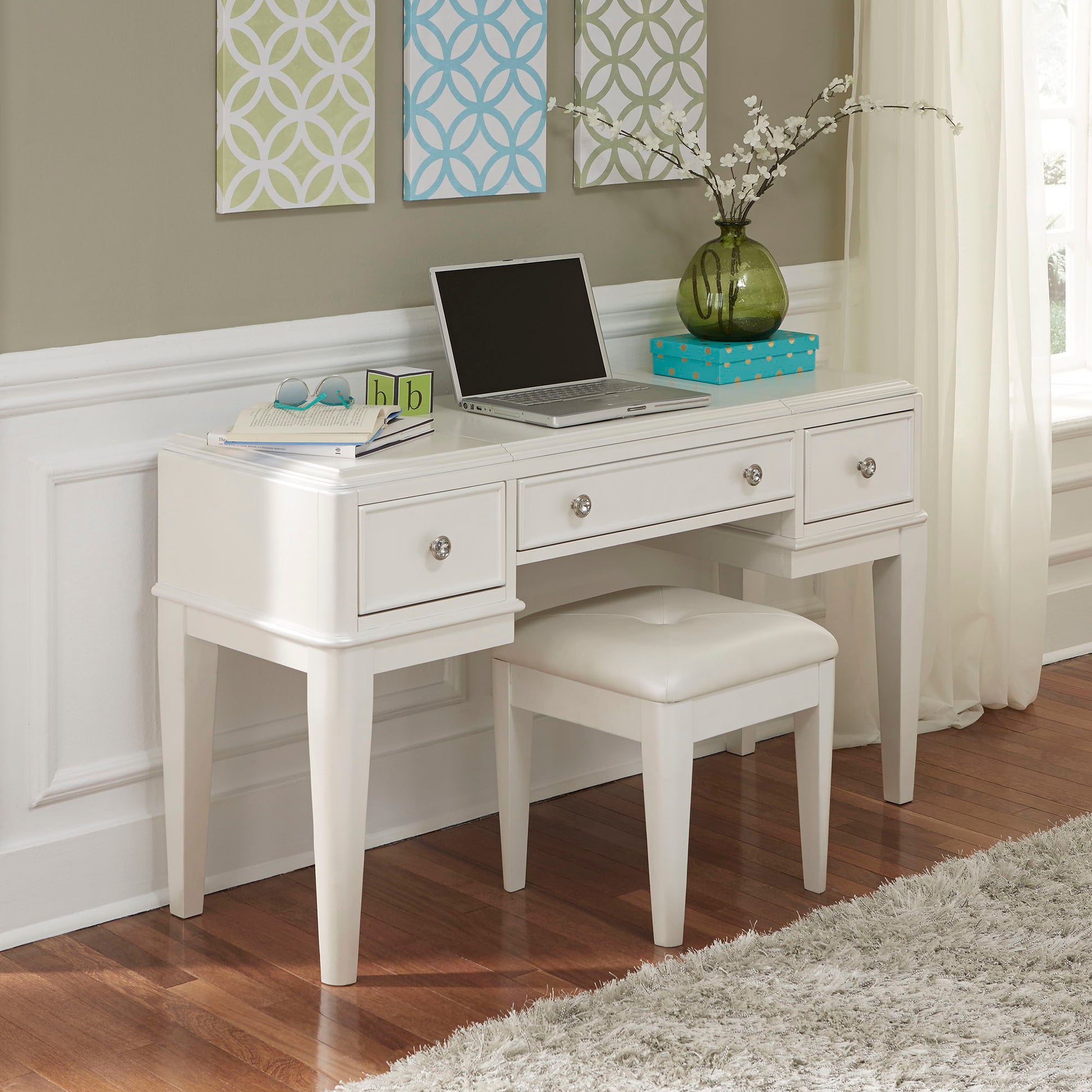 Liberty Furniture Stardust - Vanity Desk - White | Meri Furniture